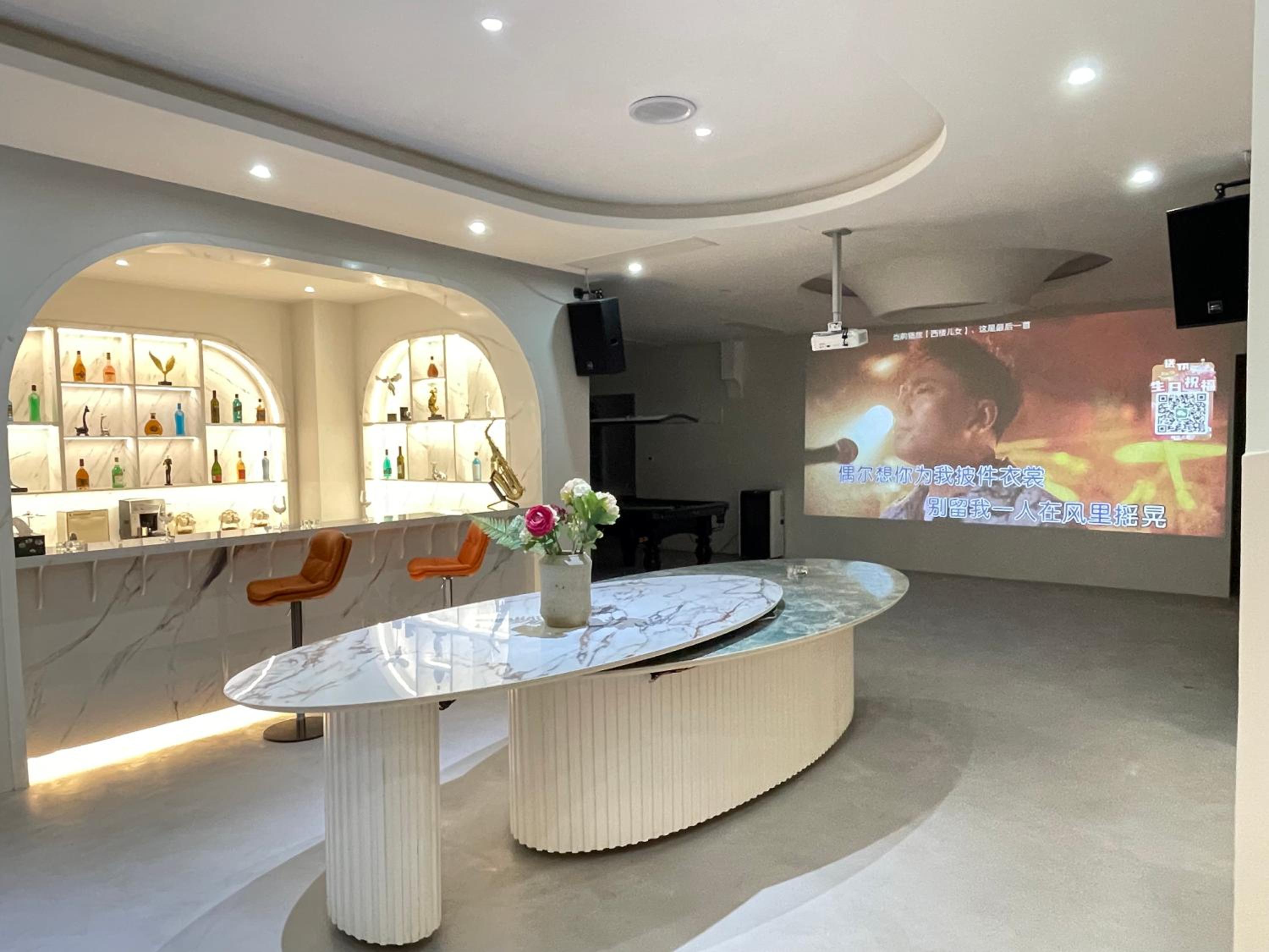 Villa Party Private Yacht Film Base - Dokdo House