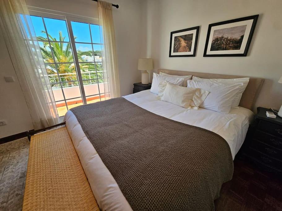 Luxurious Villa - Pool, Hot Tub, Cinema and Golf view 5