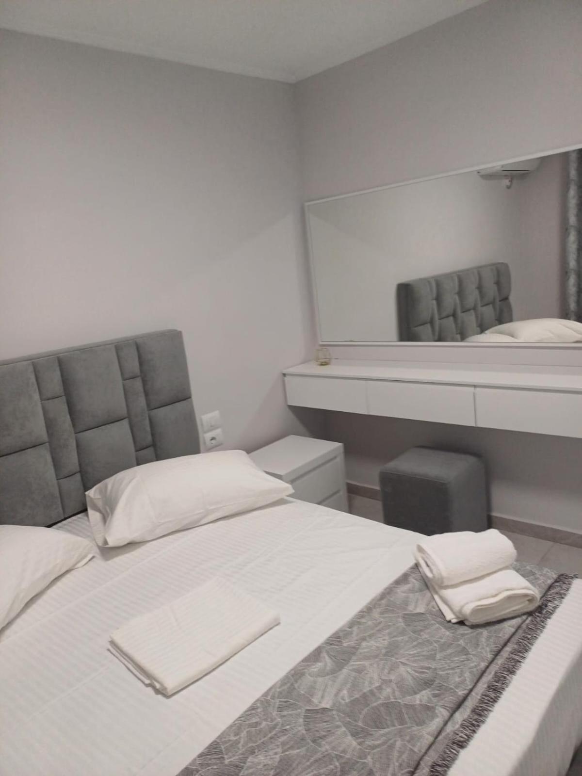 Dafillo Apartments
