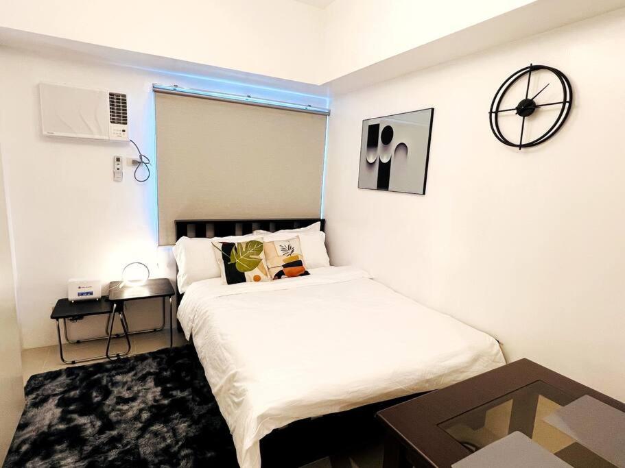 1BR Condotel with Balcony at SM Light Residences #LT01 view 3