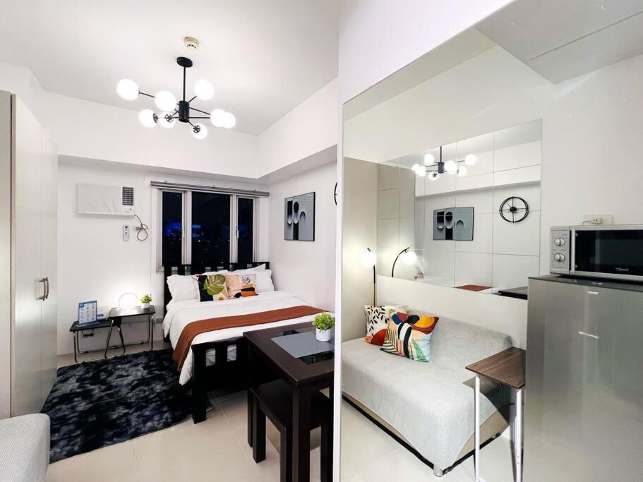 1BR Condotel with Balcony at SM Light Residences #LT01 view 5