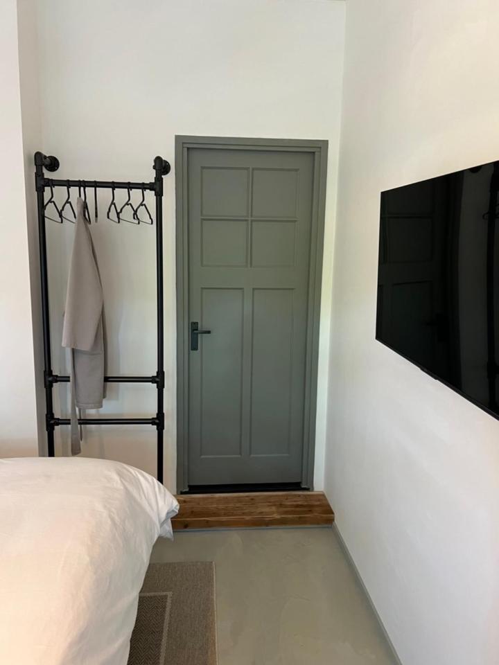 Garage BnB
