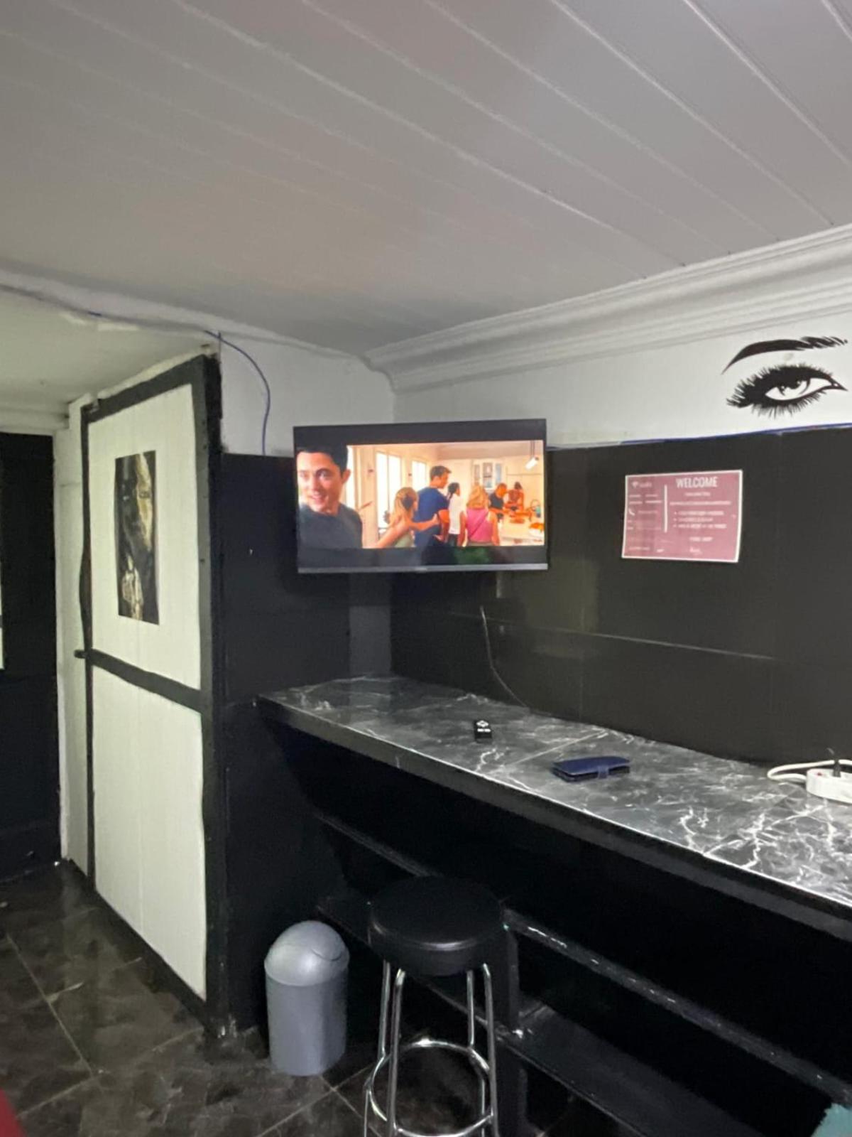 Bachelor Pad Rondebosch