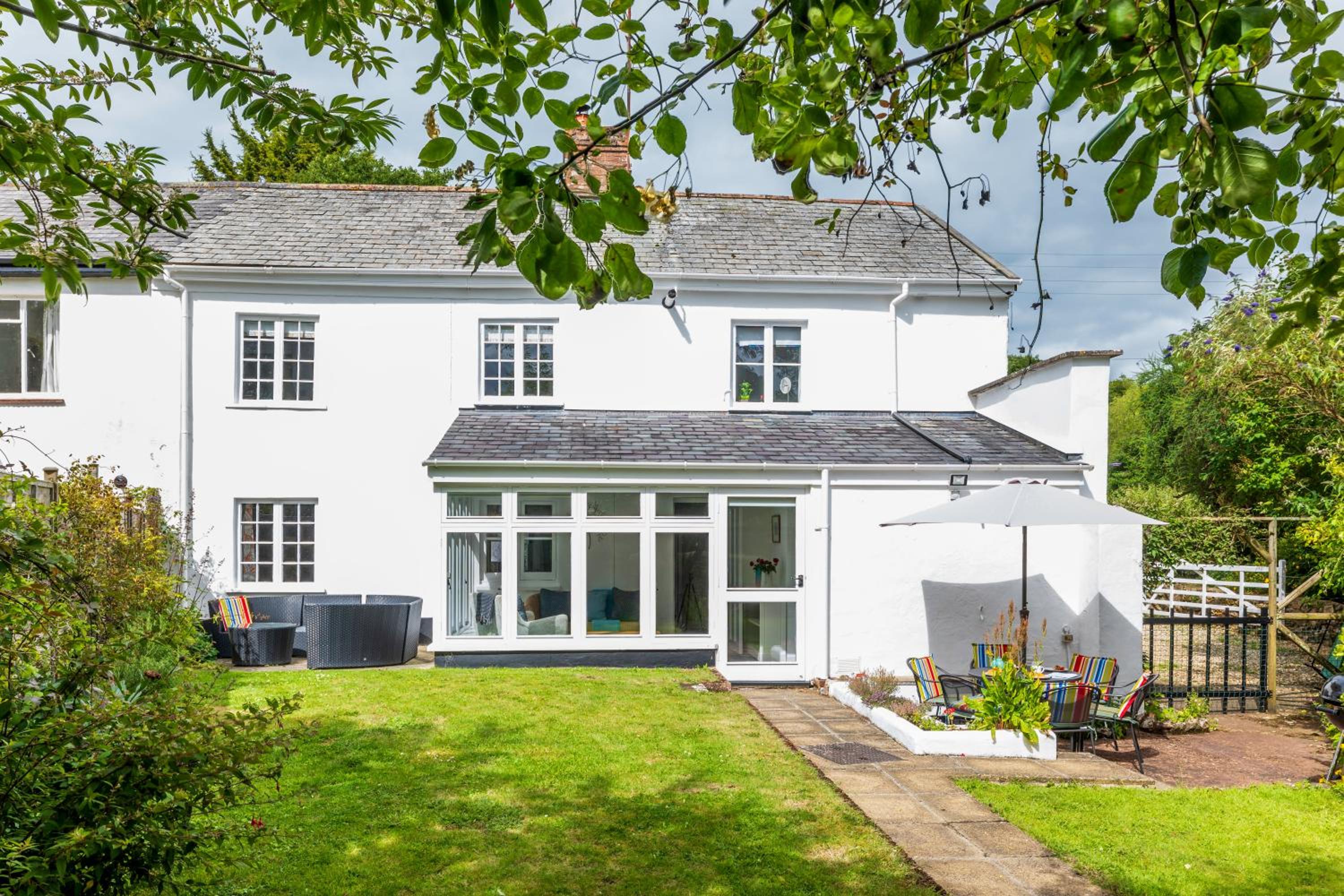 Little Buckley A peaceful family & dog-friendly retreat near Sidmouth view 3