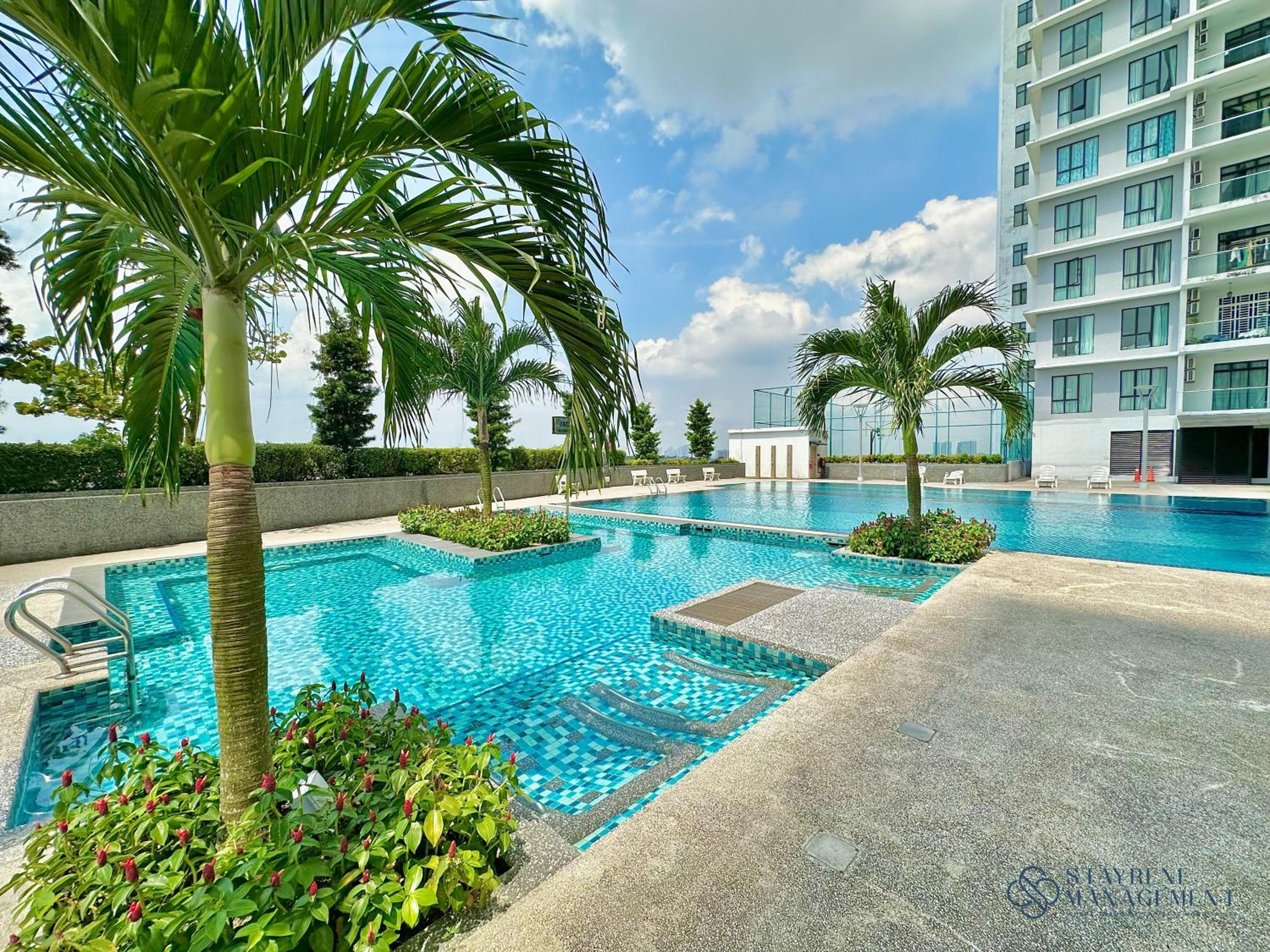 The Platino Near Paradigm Mall By Stayrene