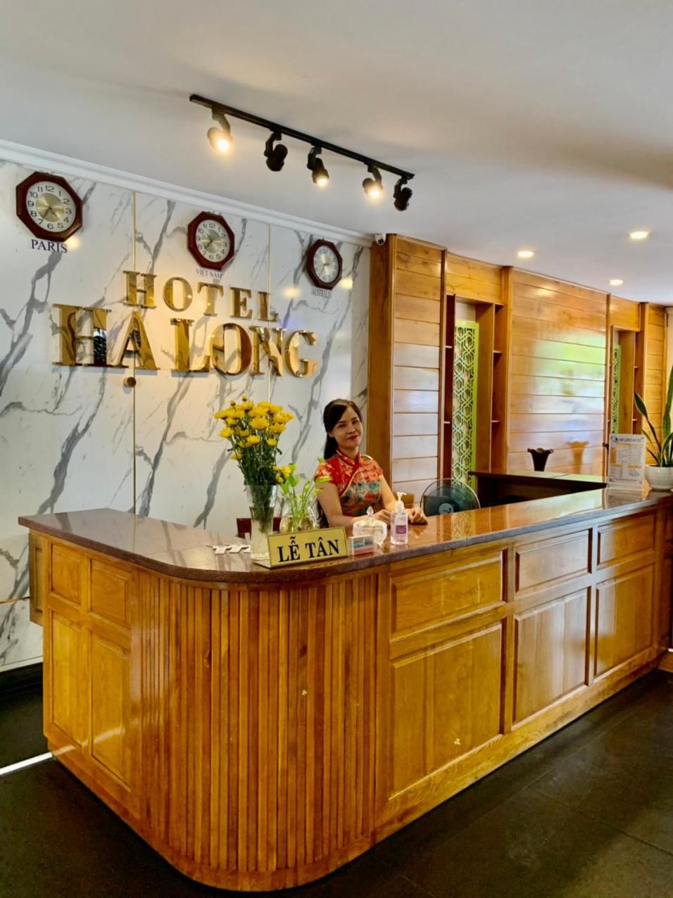 HA LONG Hotel Linh Trung Thu Duc HCMC