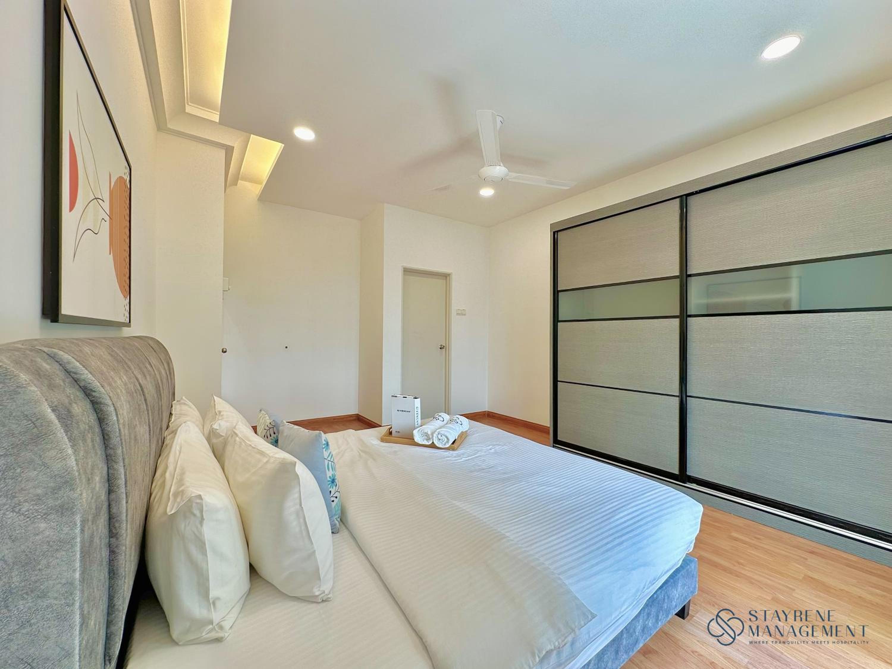 The Platino Near Paradigm Mall By Stayrene