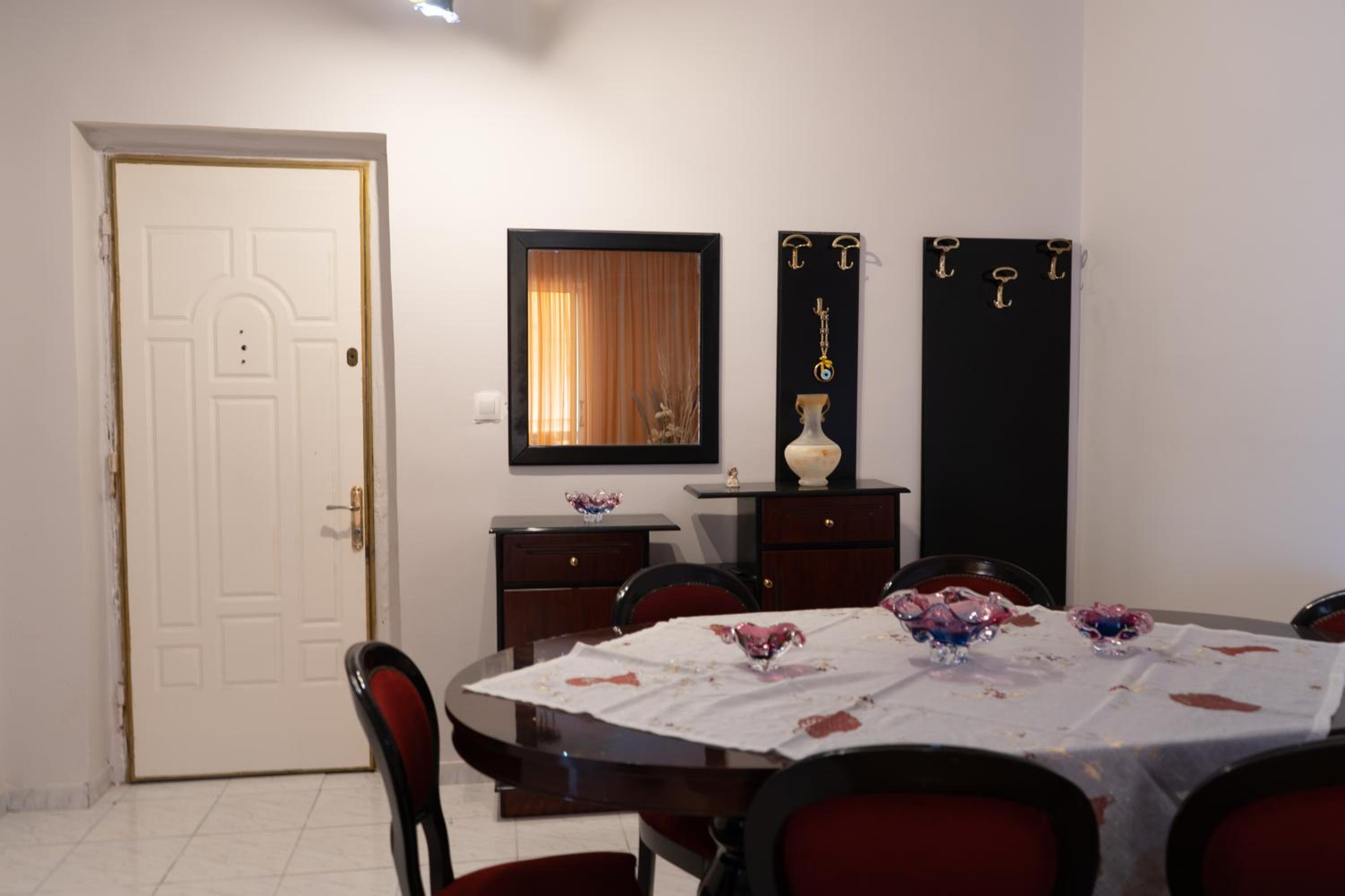 Saranda Estias Apartment