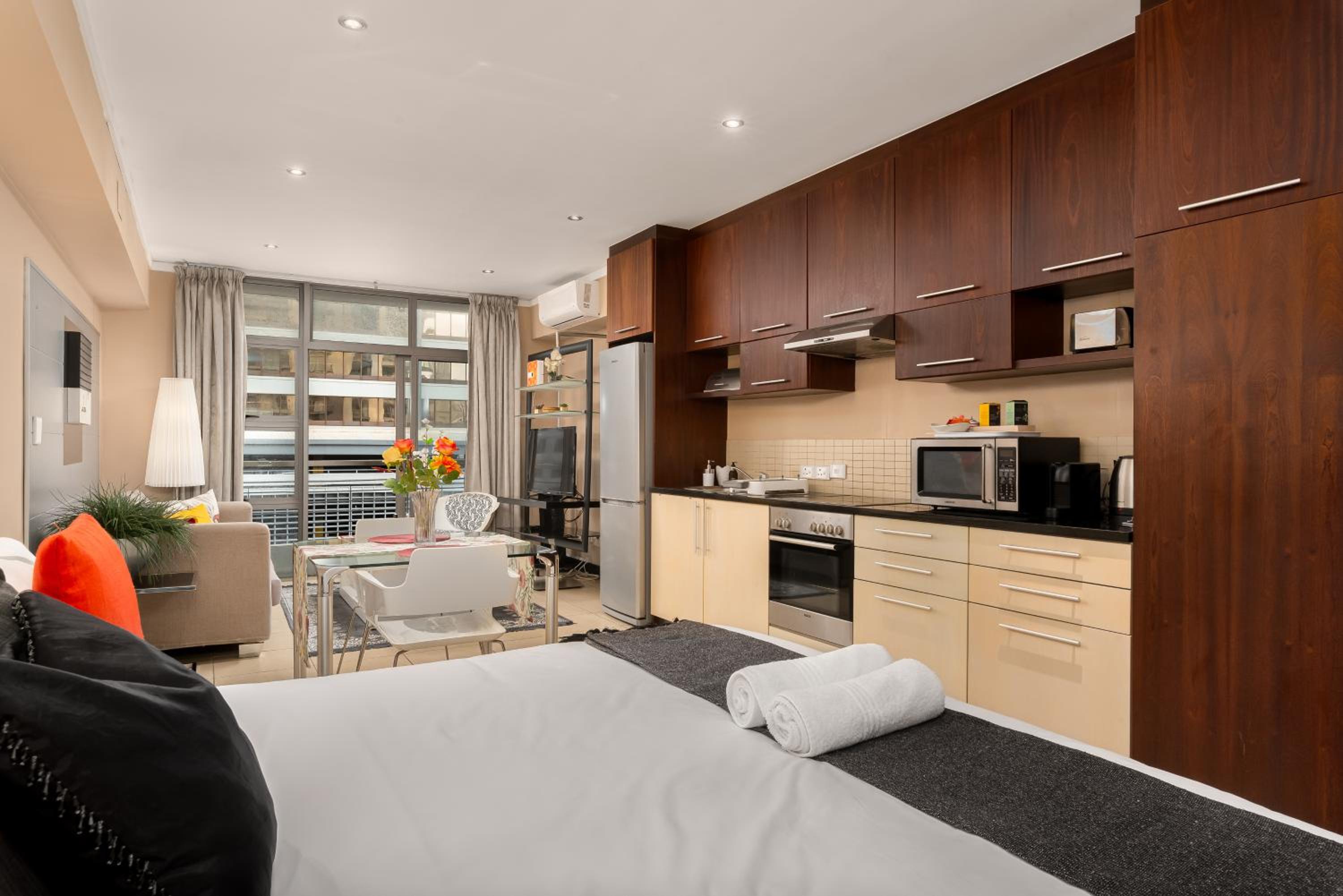 Icon Apartments