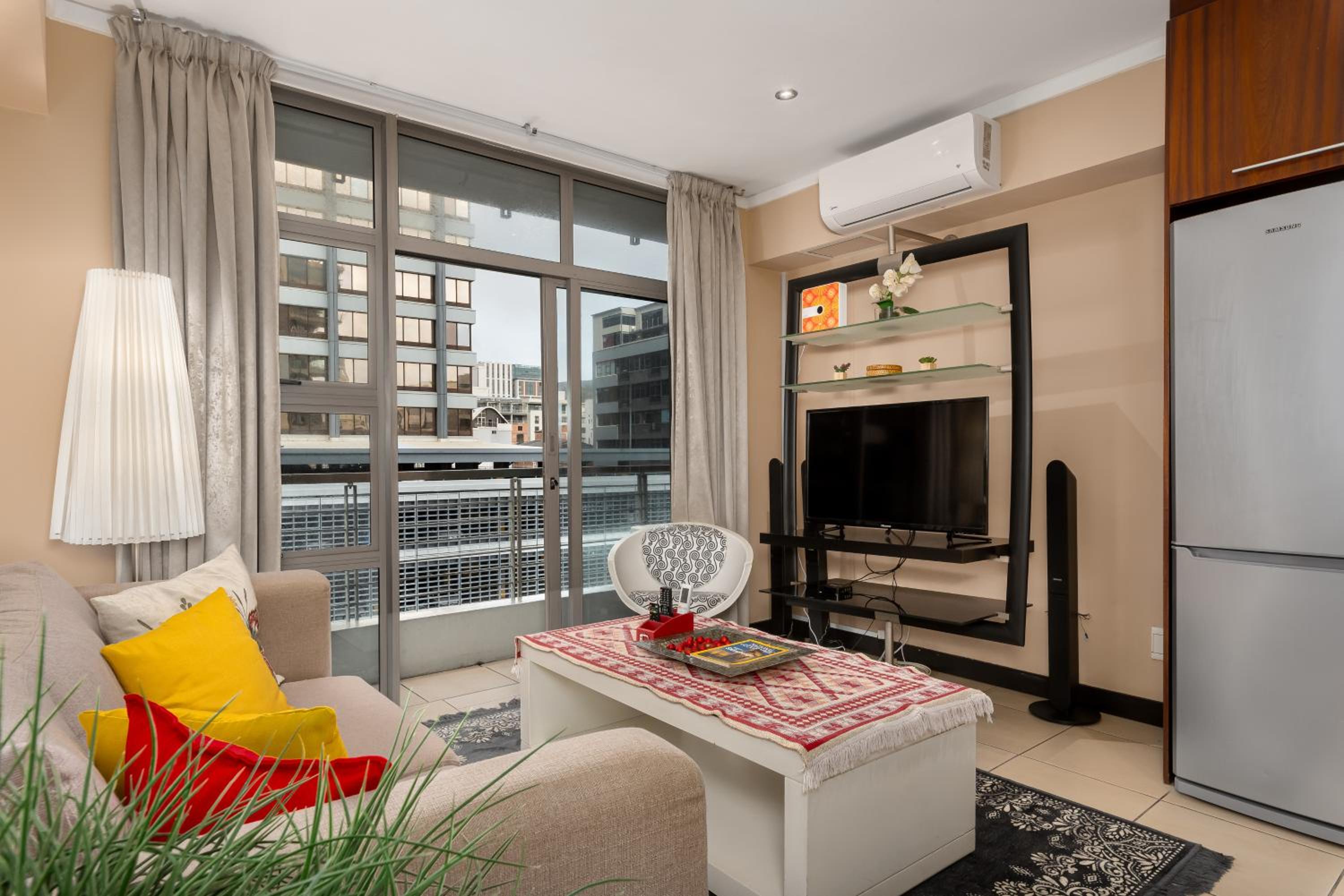 Icon Apartments