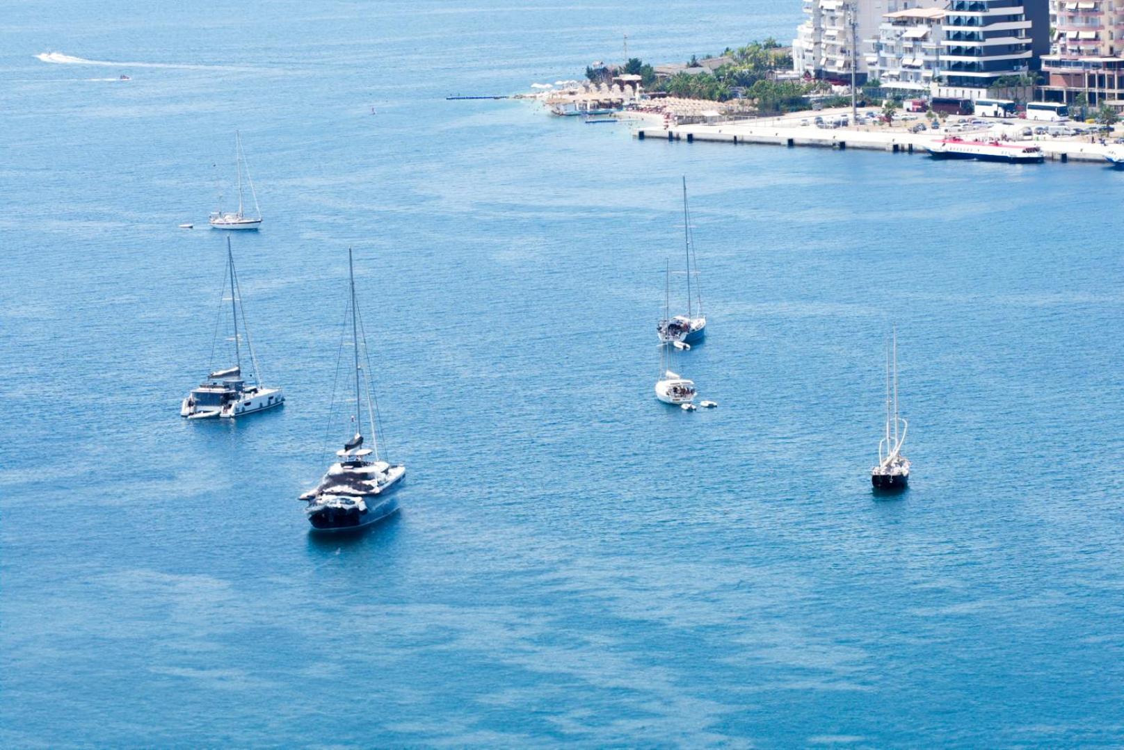 SeaJoy View Apartment