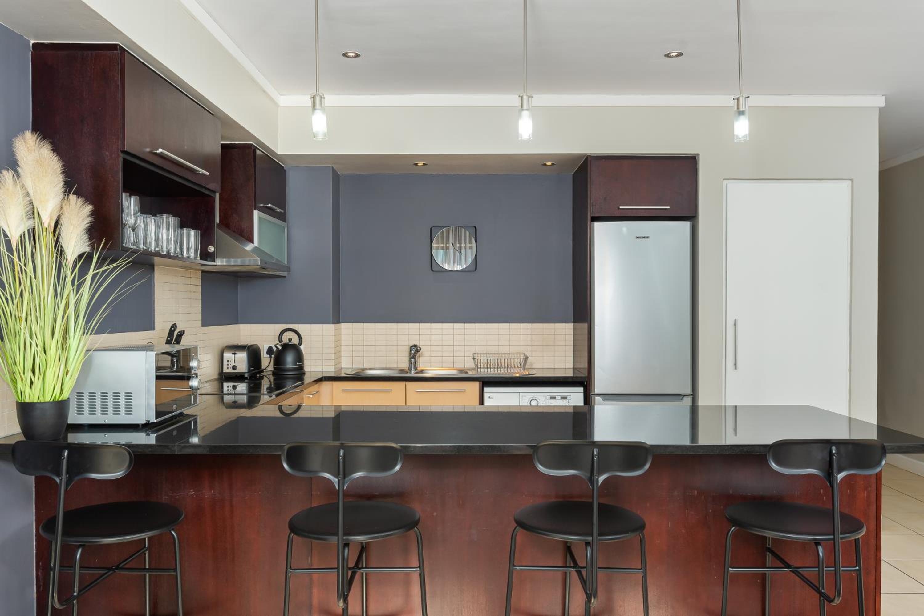 Icon Apartments