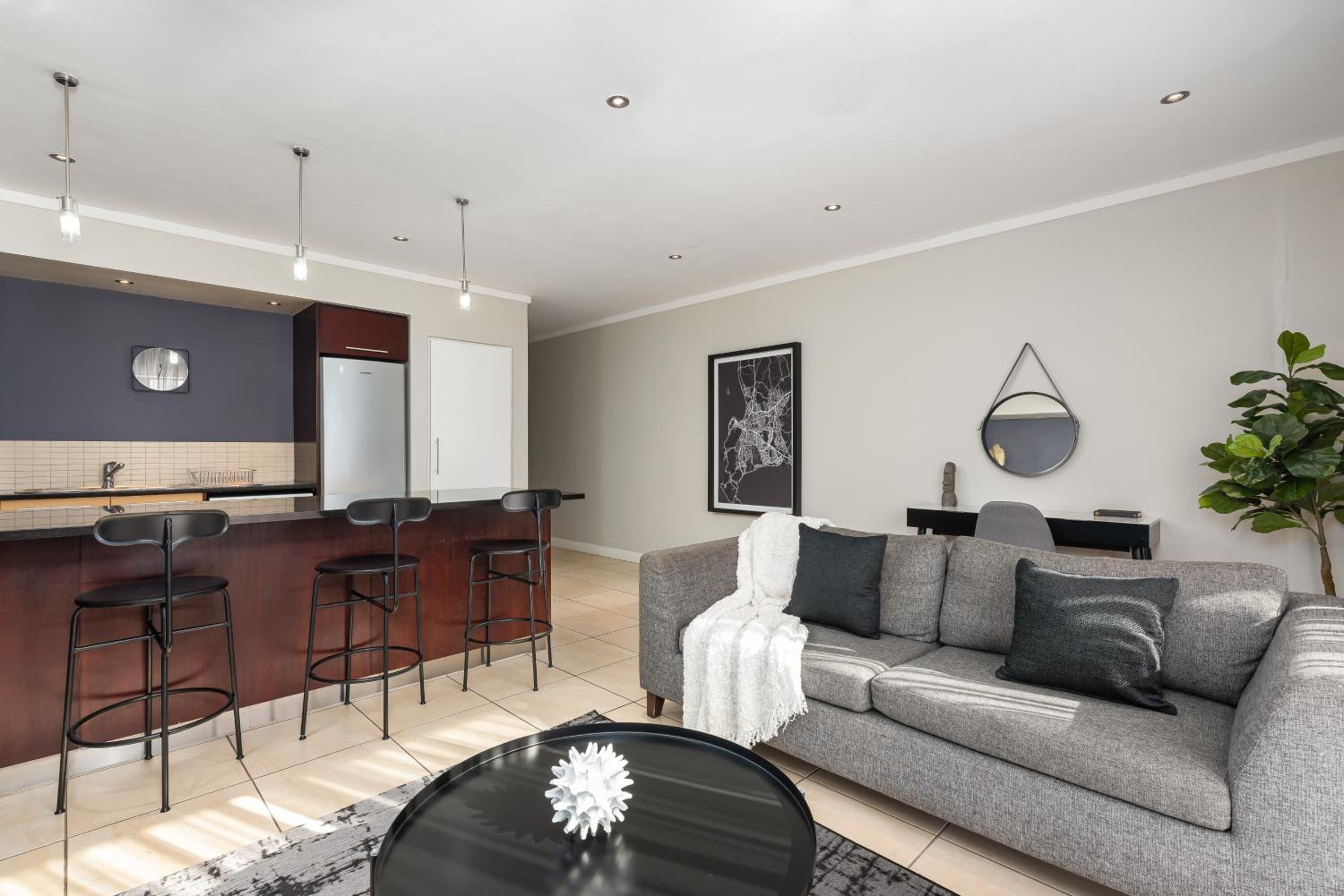 Icon Apartments