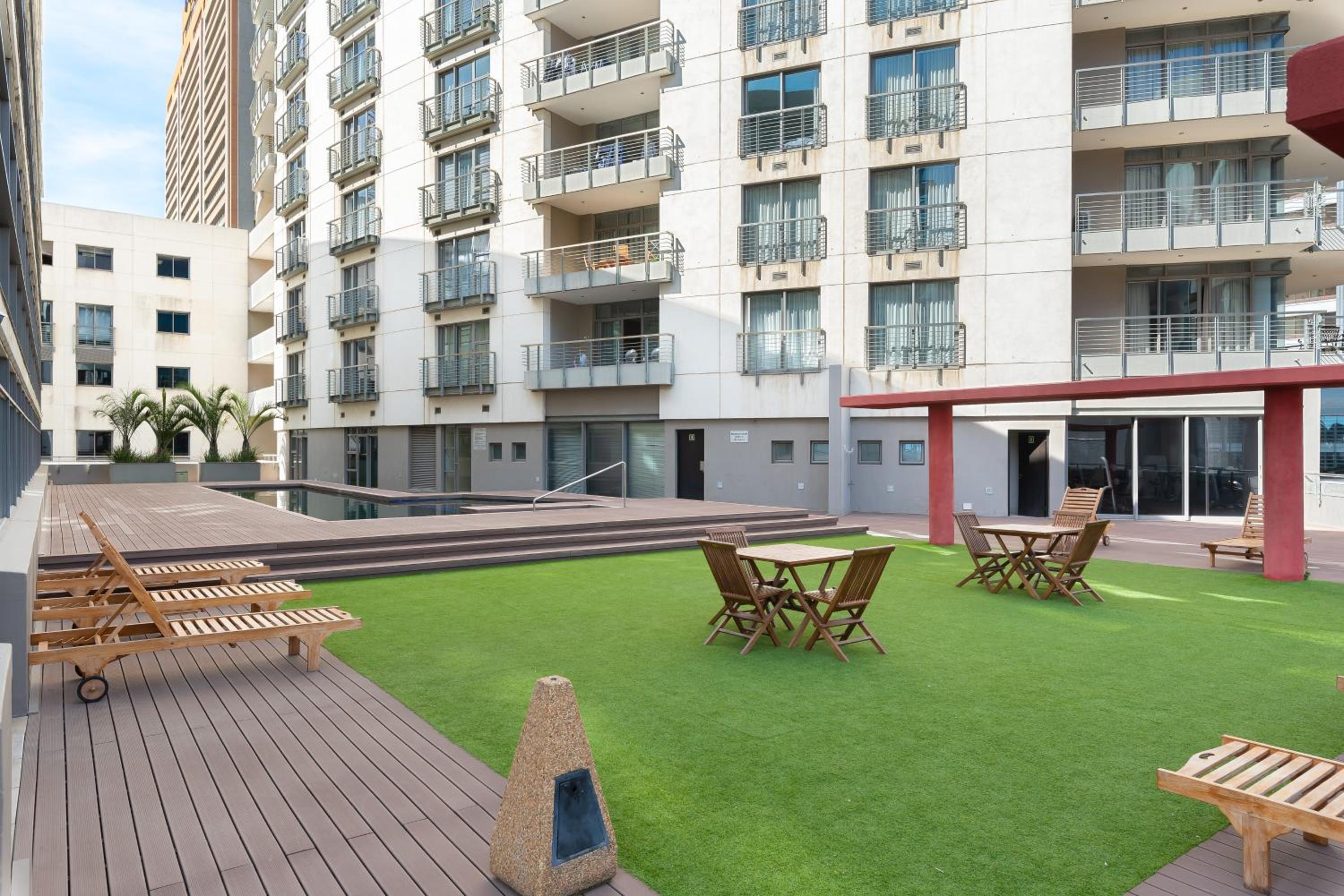 Icon Apartments