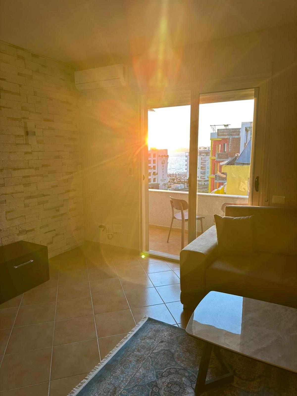 Dea Apartament Durrës, Golem