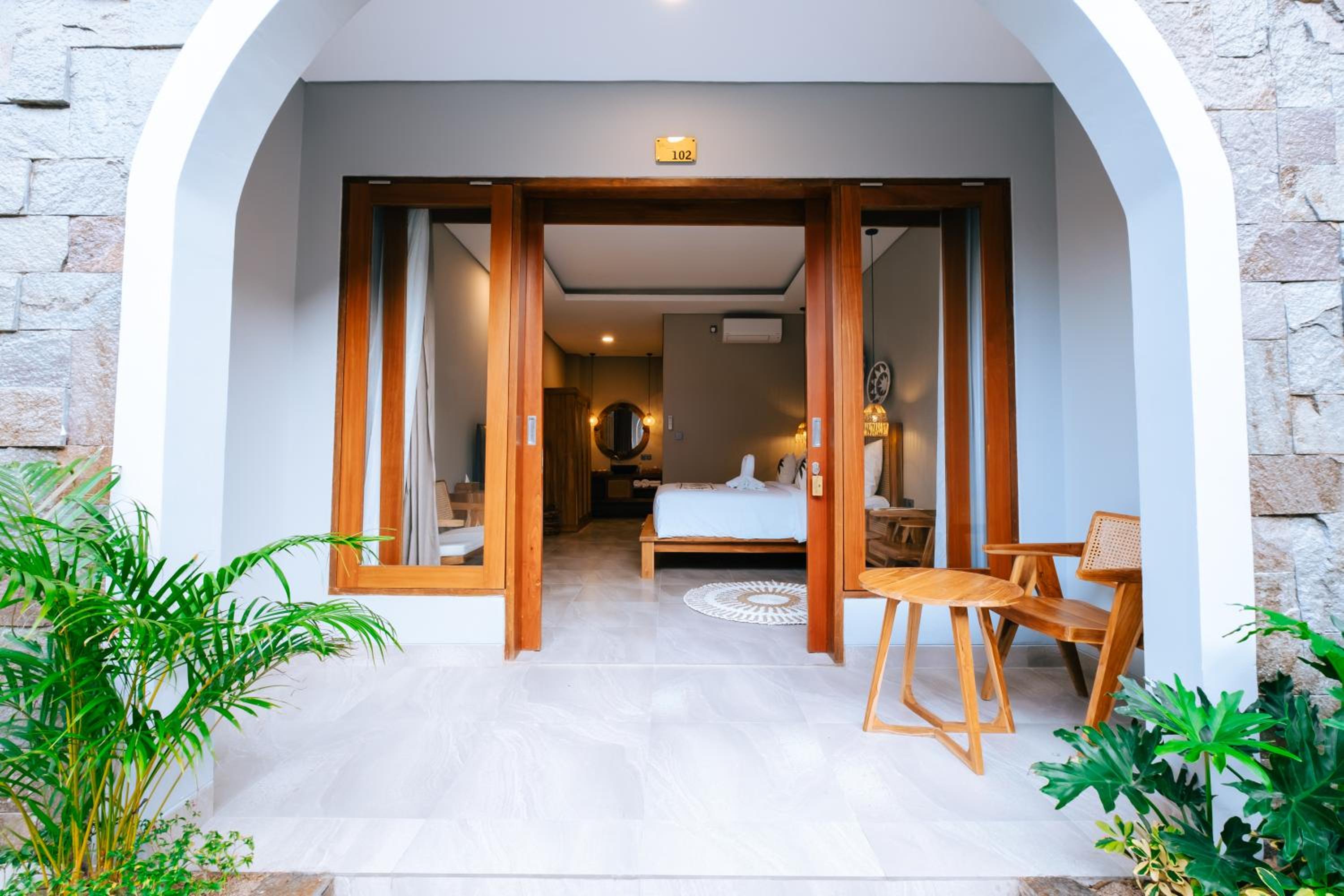 hotel room