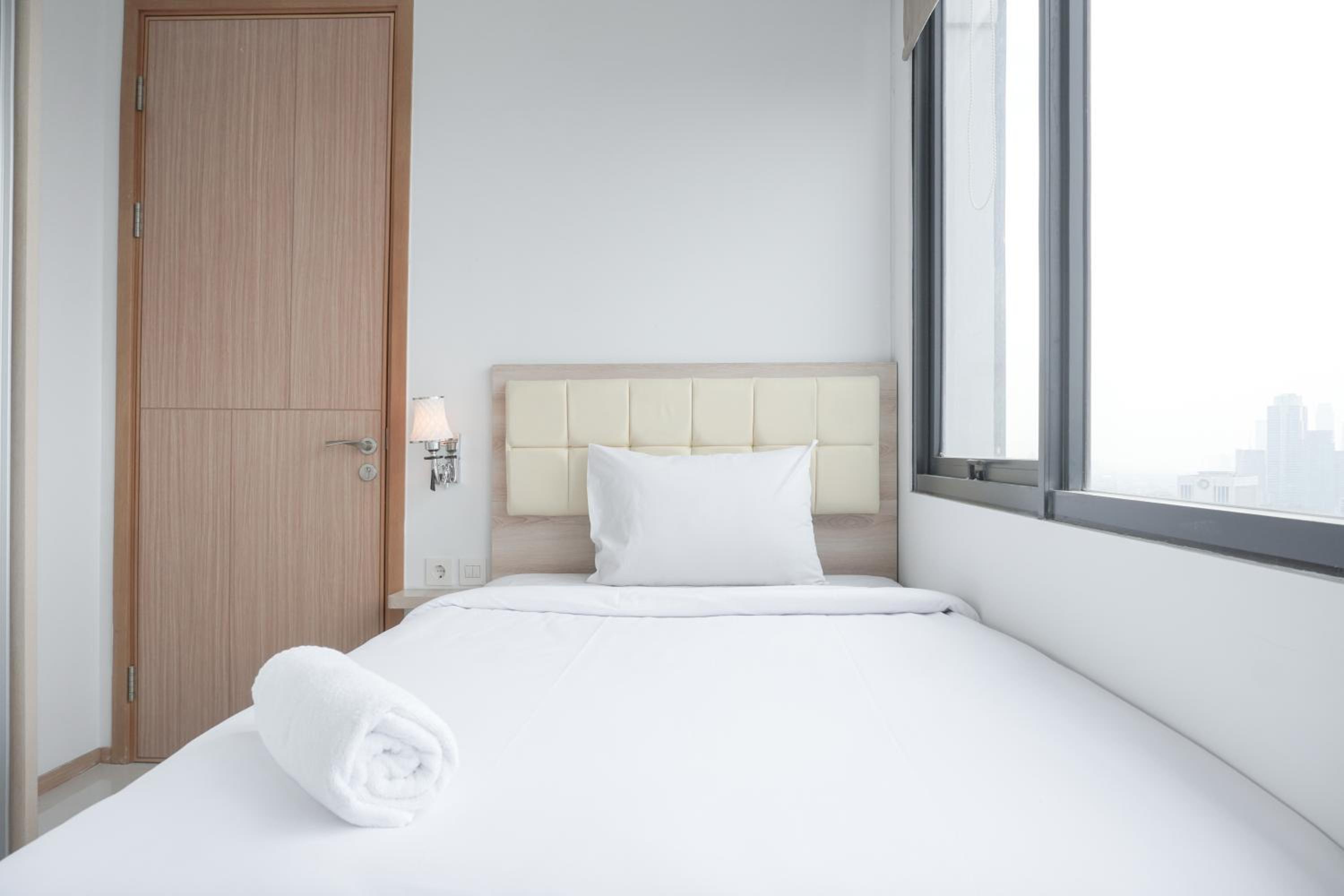 Beautiful and Cozy 2BR Samara Suites Apartment By Travelio