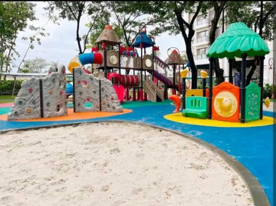 Skyhouse BSD Apartemen 3 br sebelah Aeon Mall Bsd view 2