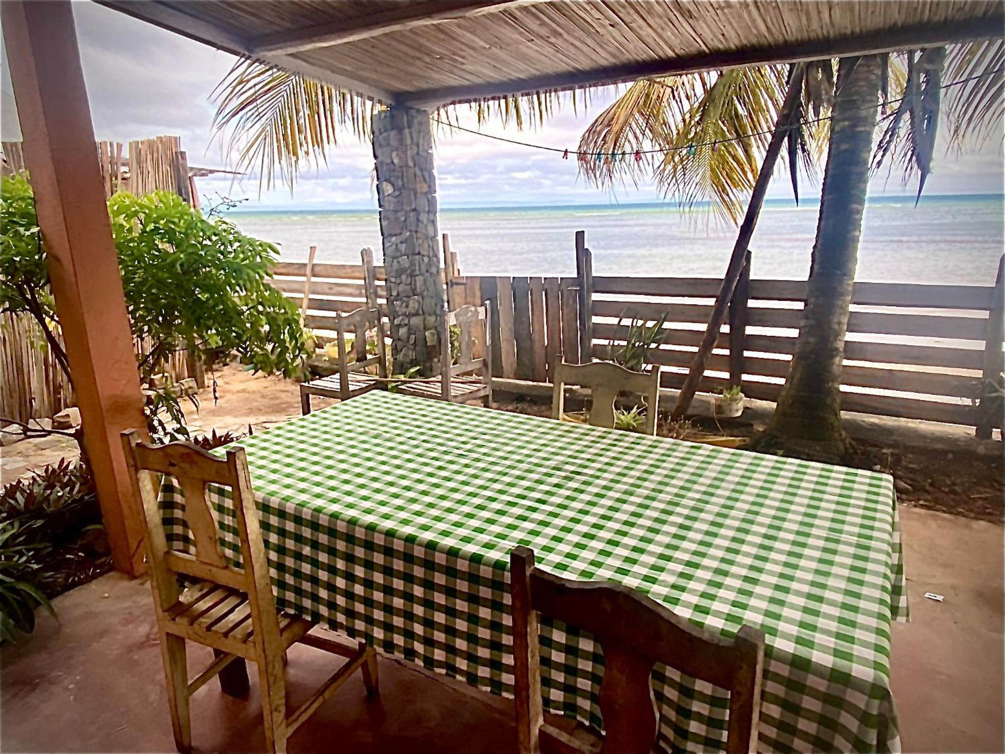 Maison Bord de mer ANITA avec plage privée view 3