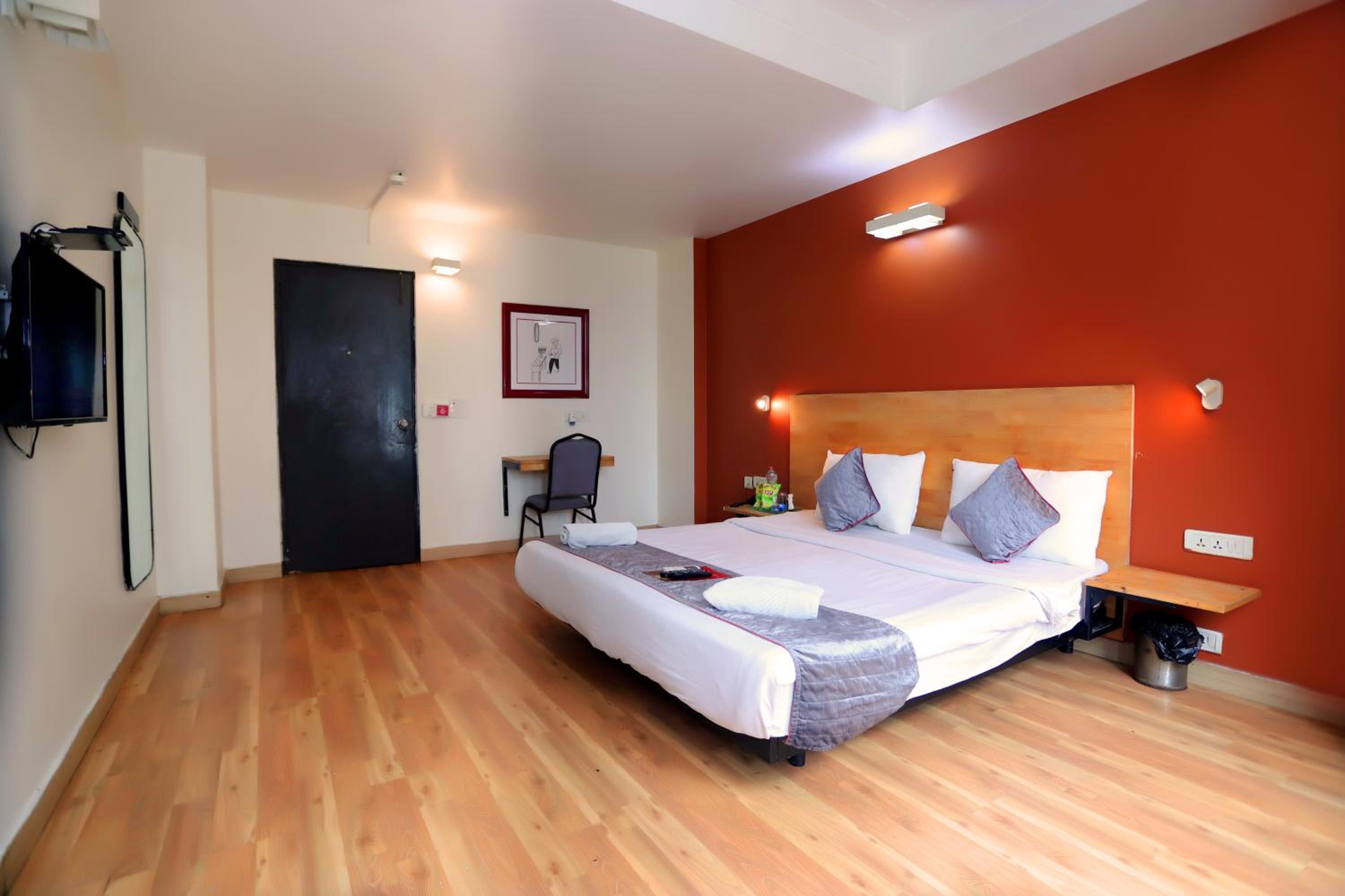 Hotel The Centrum - NFC New Delhi