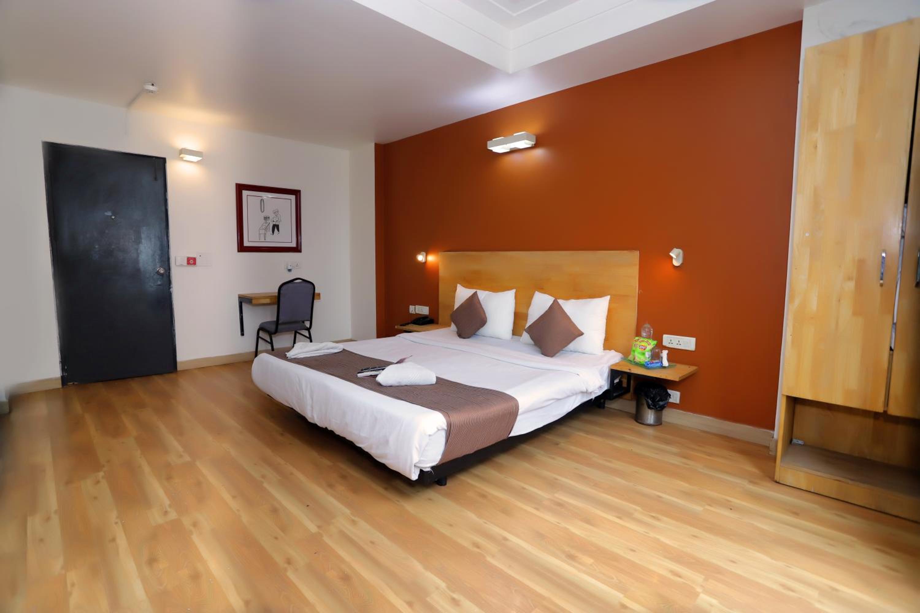 Hotel The Centrum - NFC New Delhi