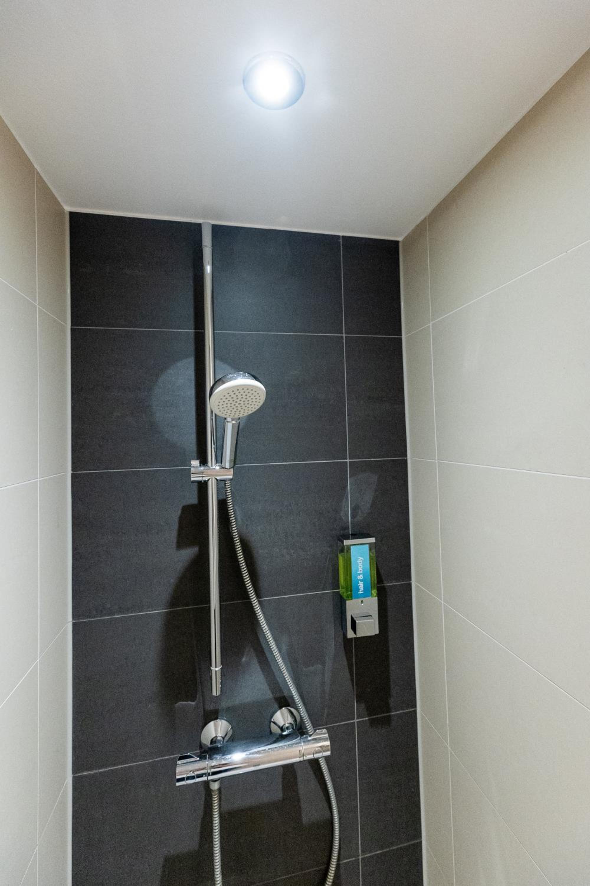 mk hotel frankfurt - Property Image 4