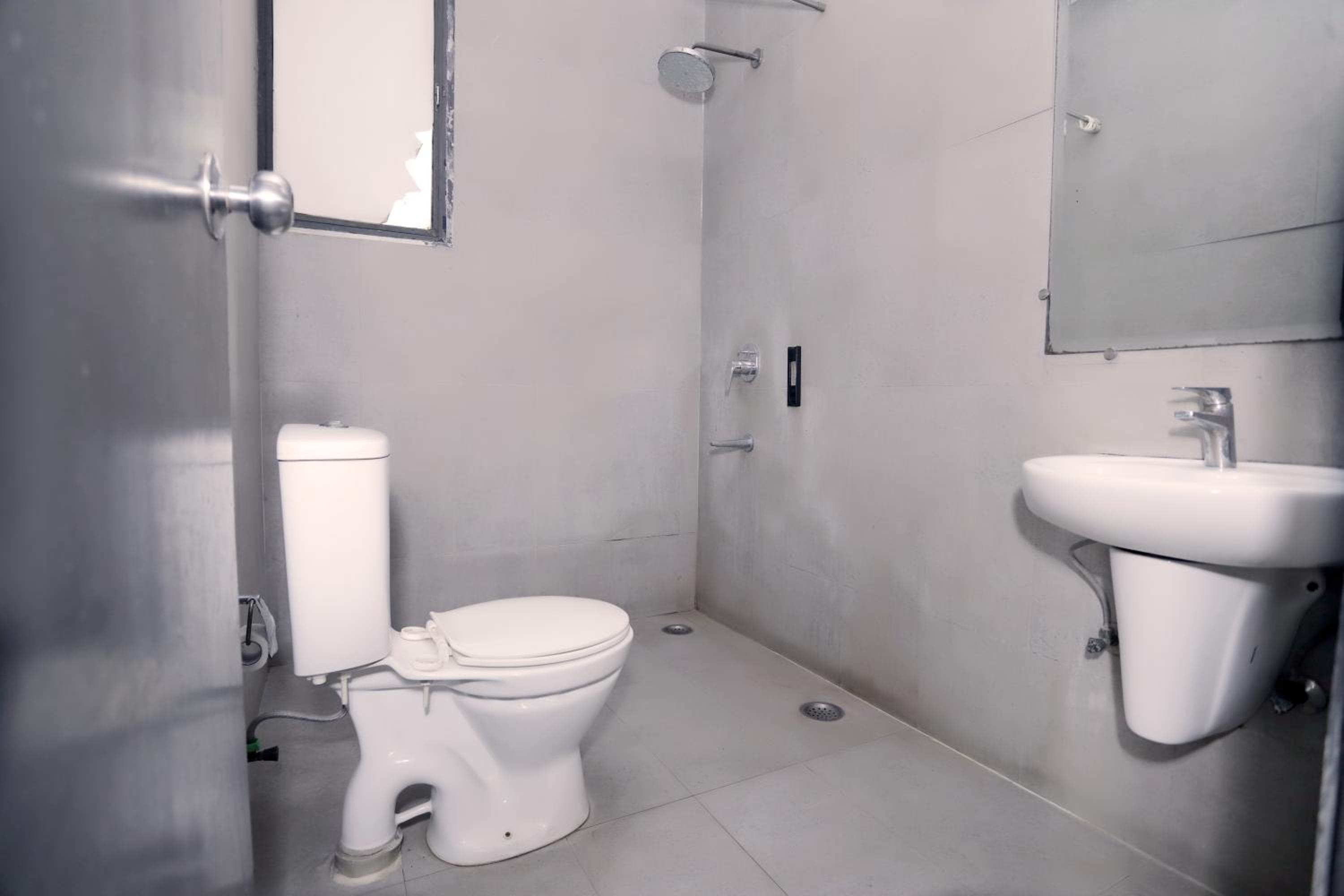 Hotel The Centrum - NFC New Delhi