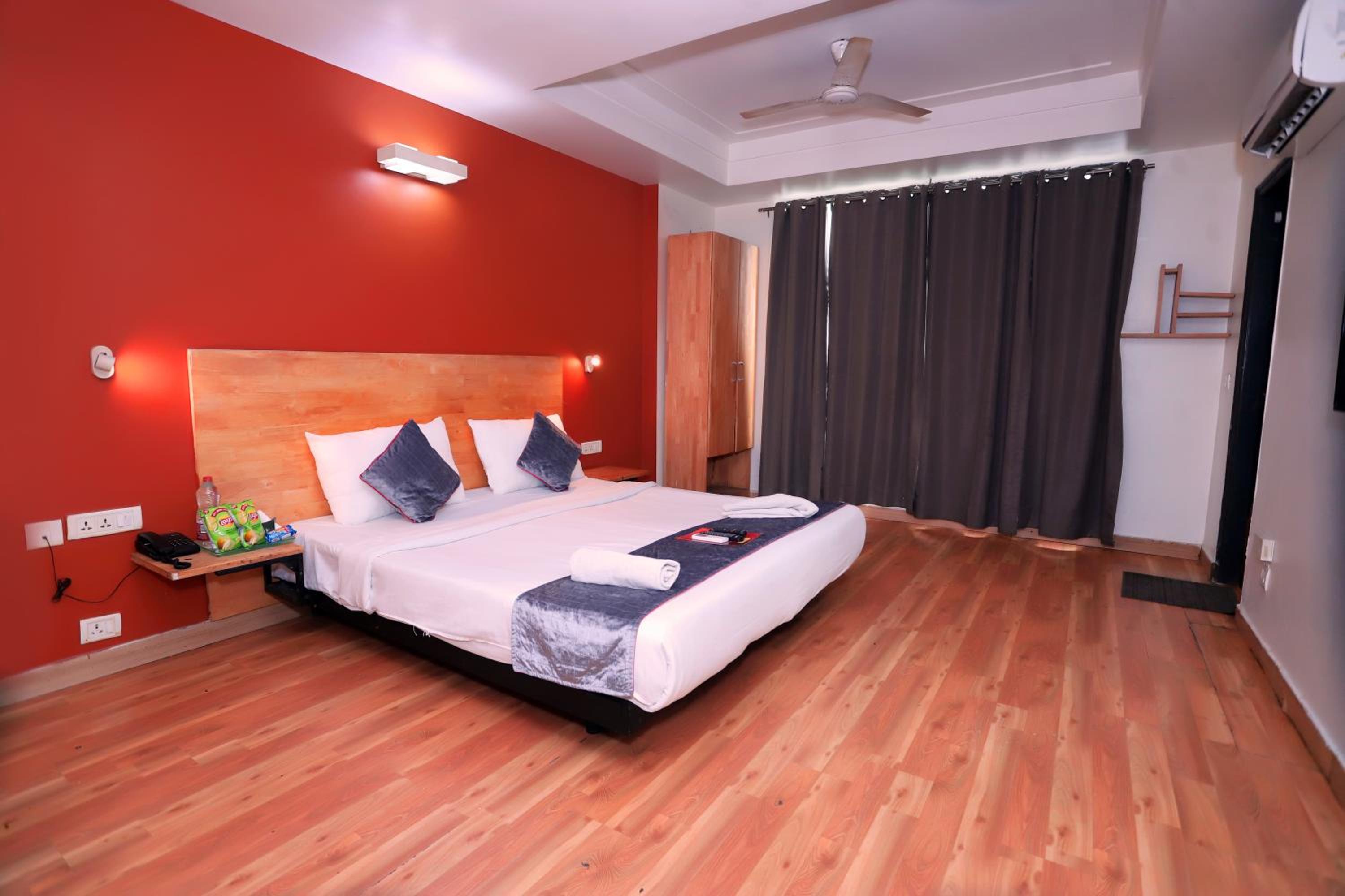 Hotel The Centrum - NFC New Delhi