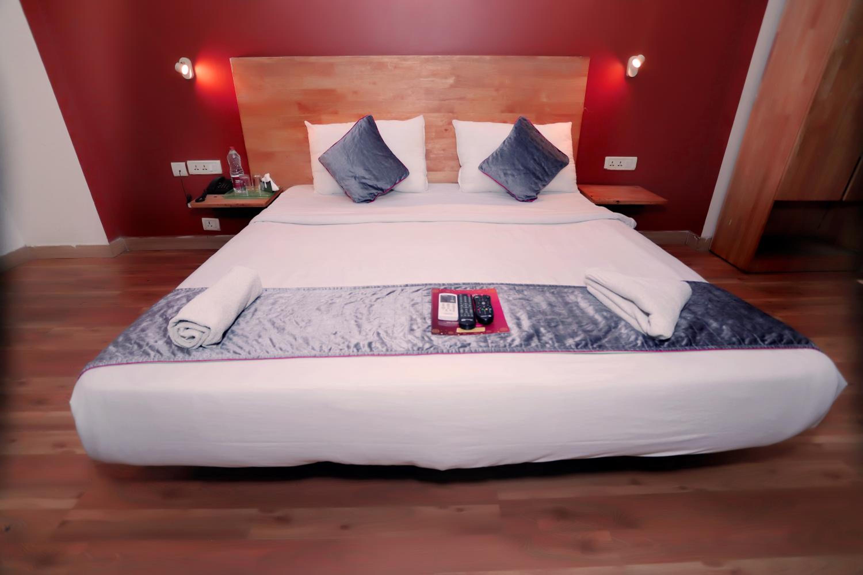 Hotel The Centrum - NFC New Delhi