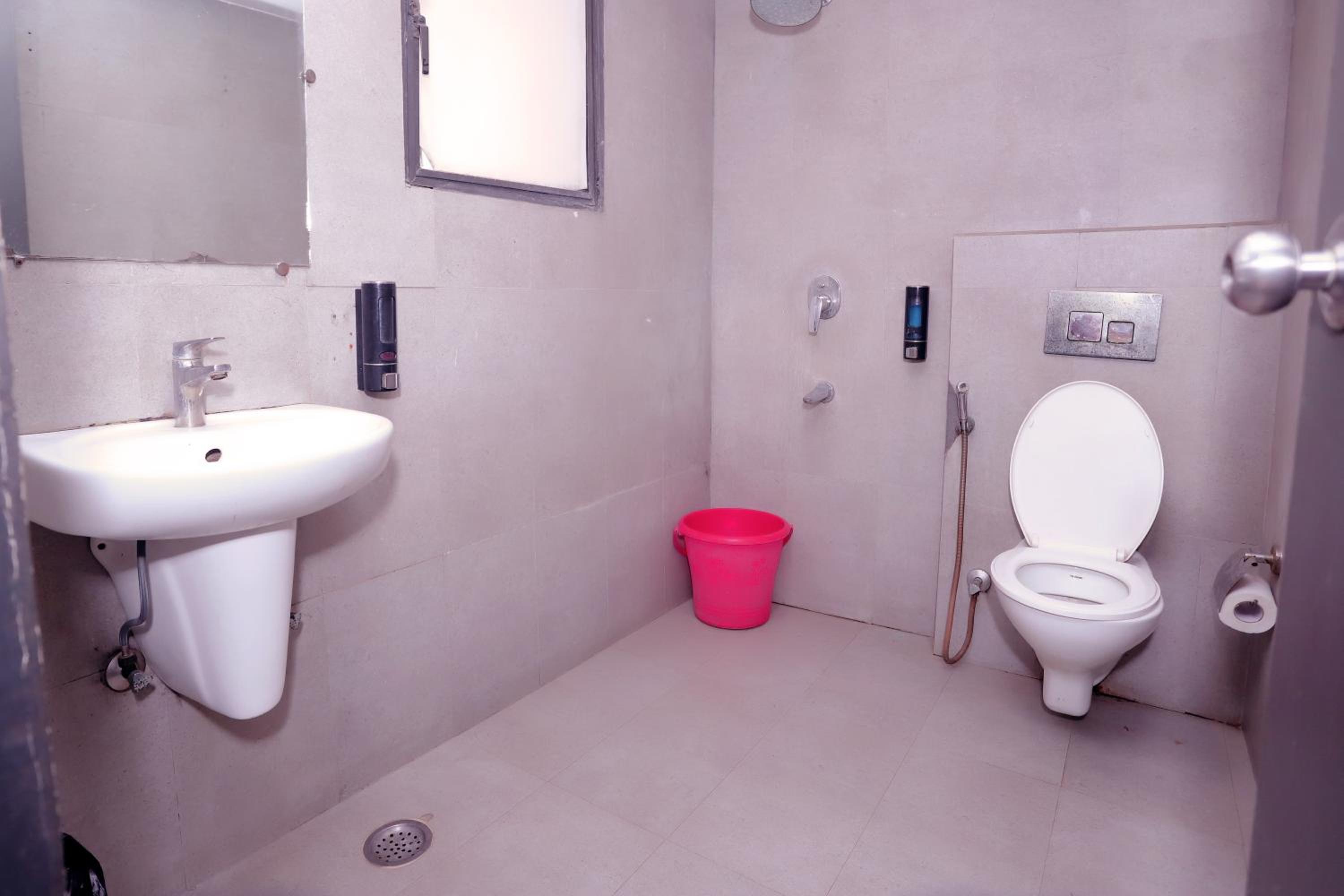 Hotel The Centrum - NFC New Delhi