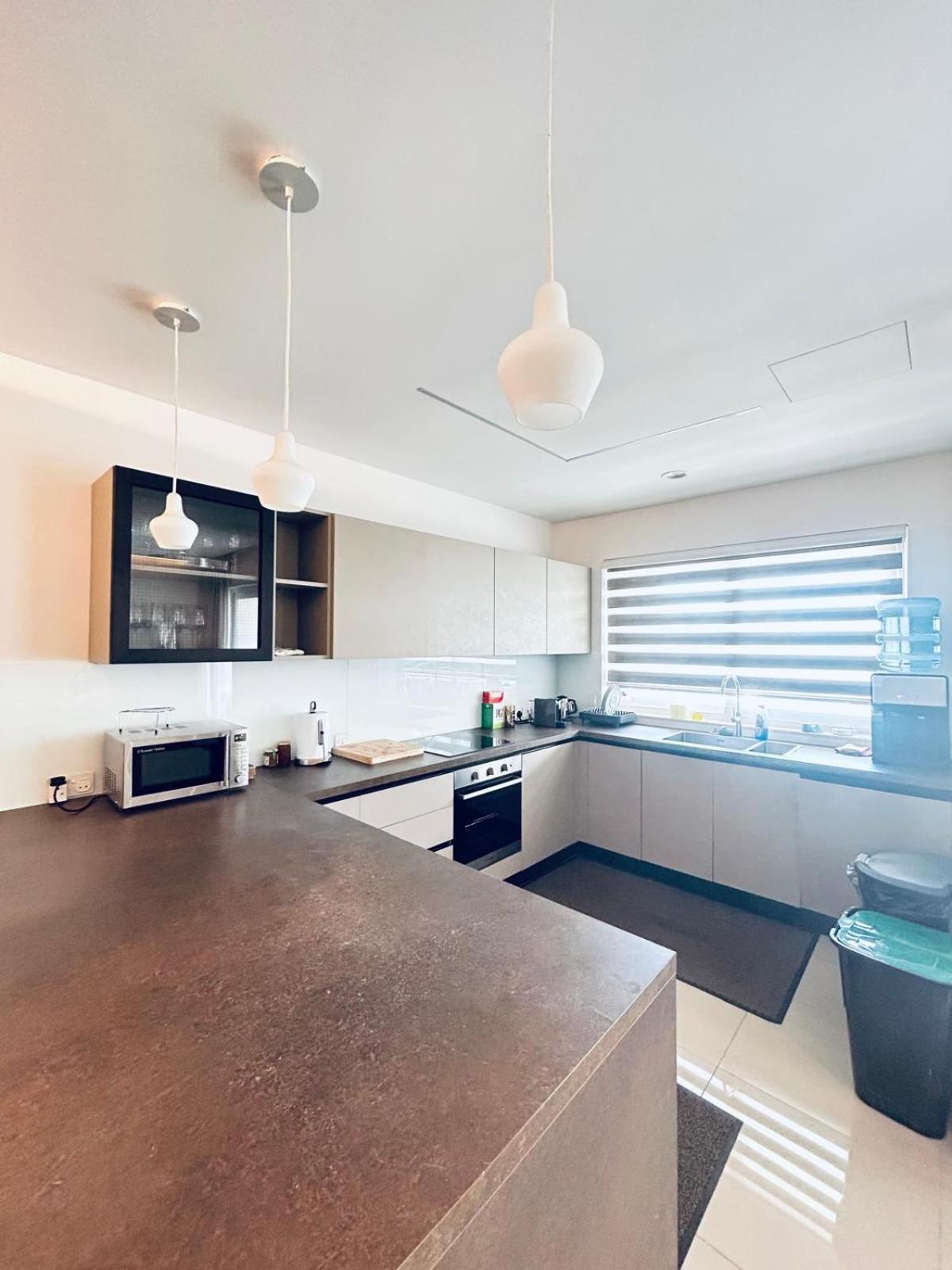 Luxury St Julians two bedroom apartment photo 2