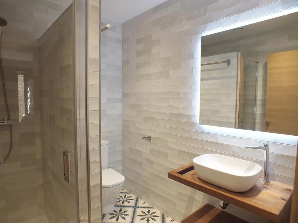 Apartamentos Rurales Torre de la Alcandra - 3 llaves - Asturias