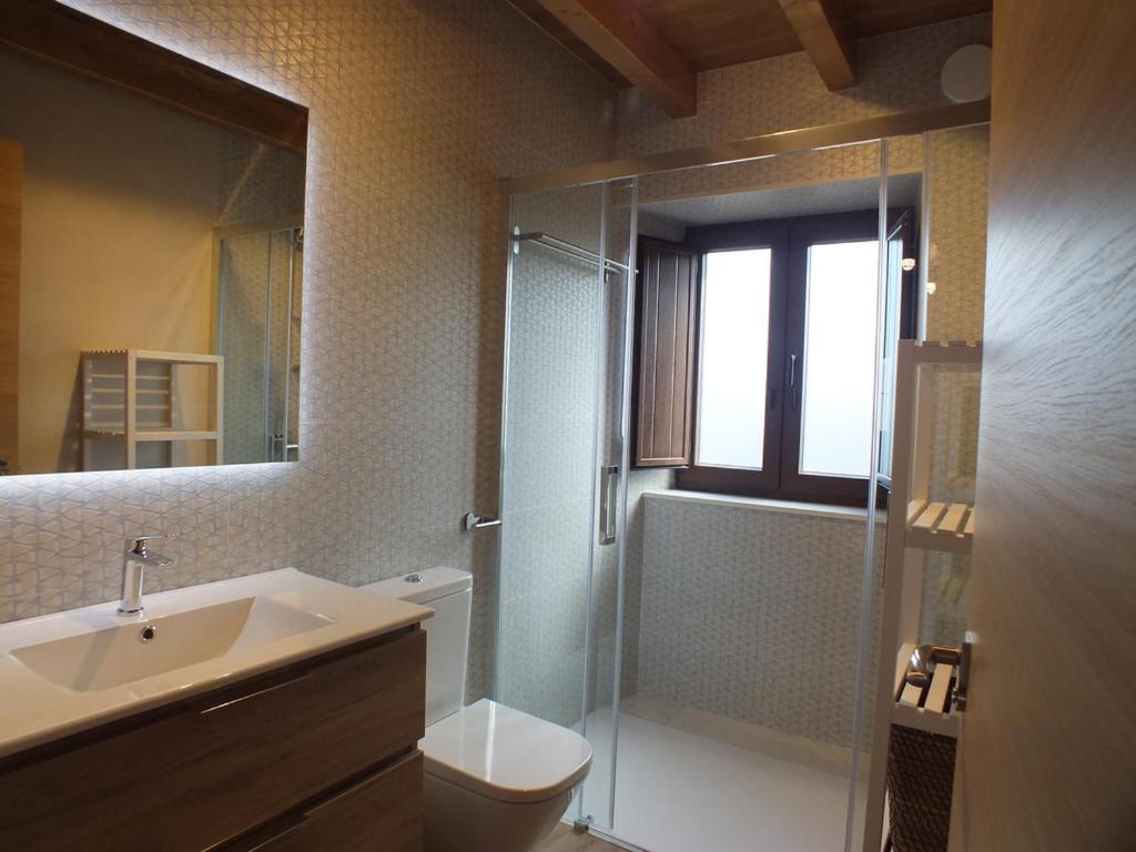 Apartamentos Rurales Torre de la Alcandra - 3 llaves - Asturias