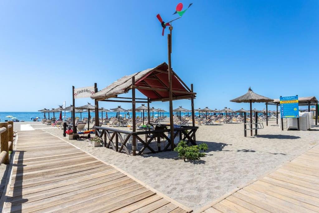 Luxury Carihuela with Private Jacuzzi by Ensuite