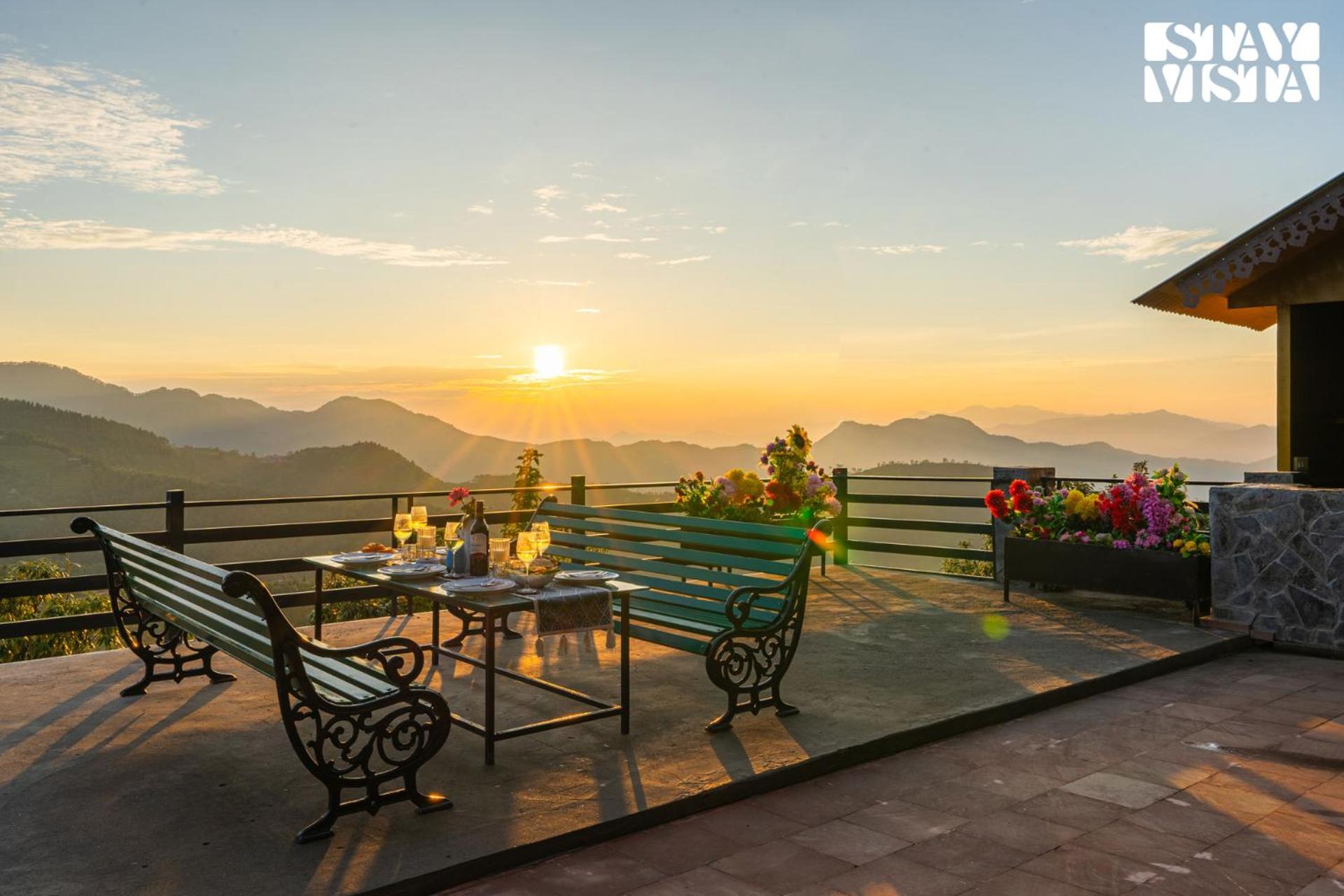 Chalet Rushli - Free Breakfast with Valley View at Mussoorie by StayVista view 5