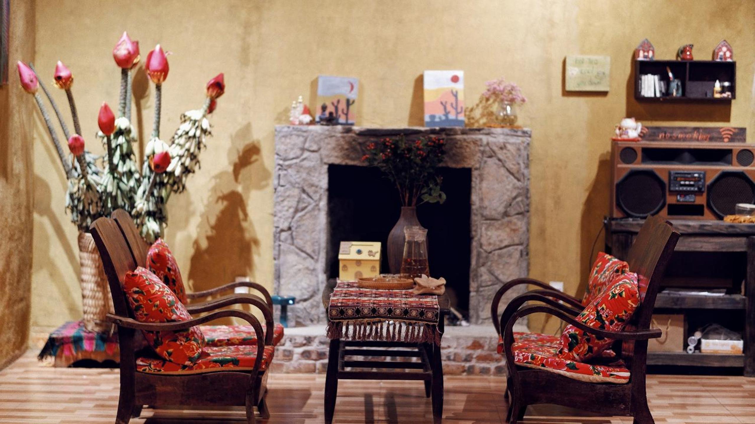 Maison de Hill Home