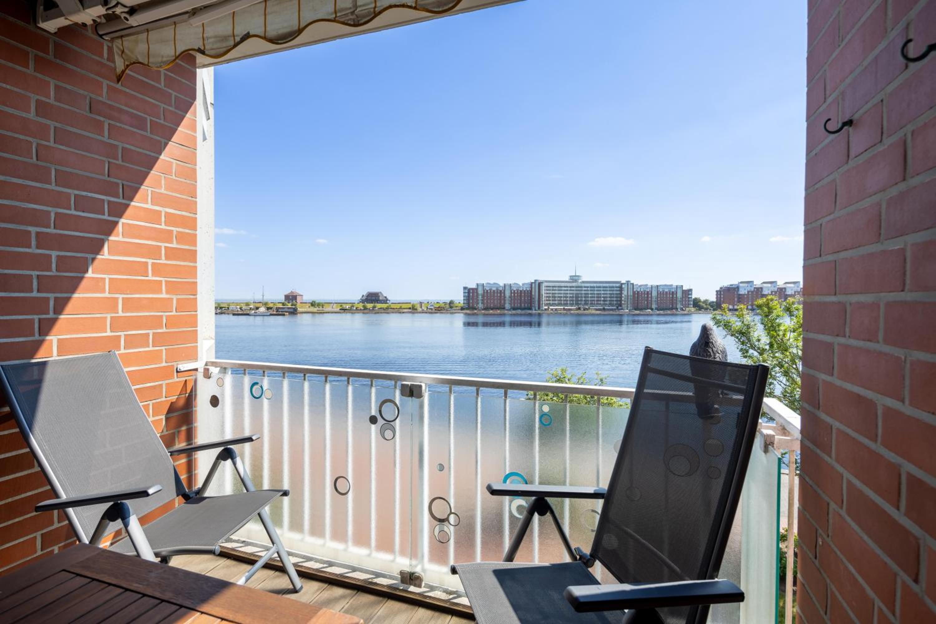 Gemütliche Ferienwohnung mit Meerblick direkt am Hafen