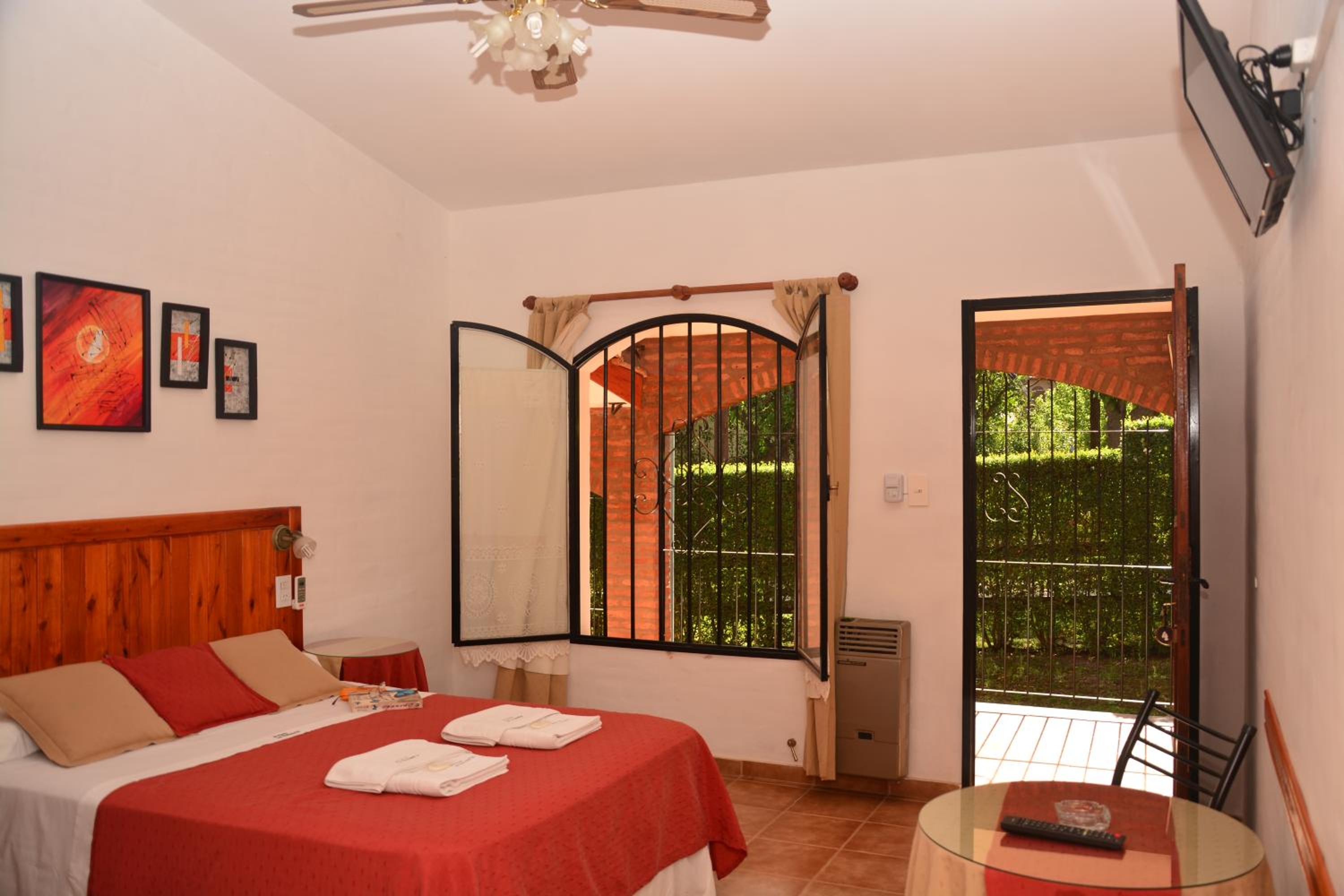 Apart Cabañas La Estancia