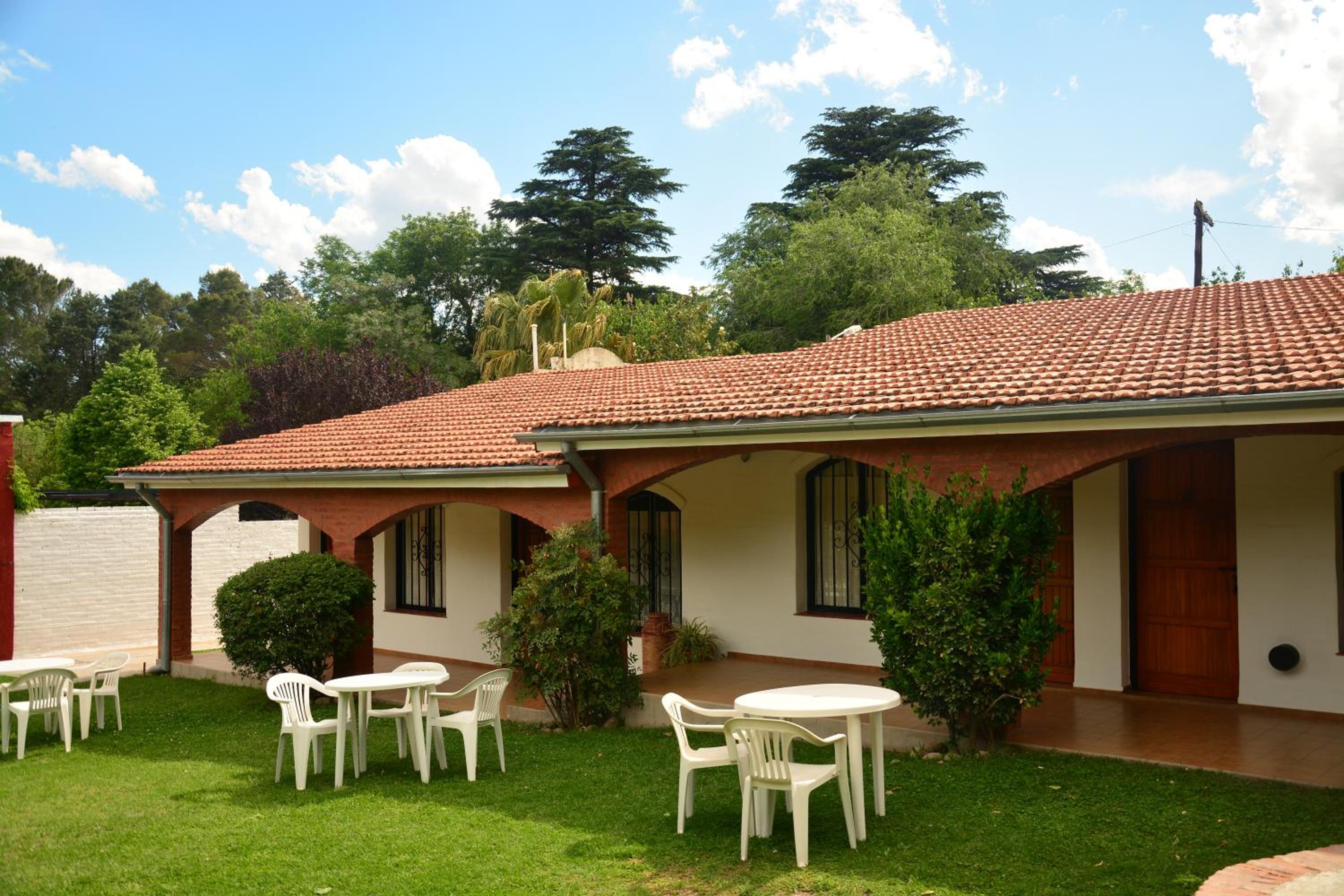 Apart Cabañas La Estancia