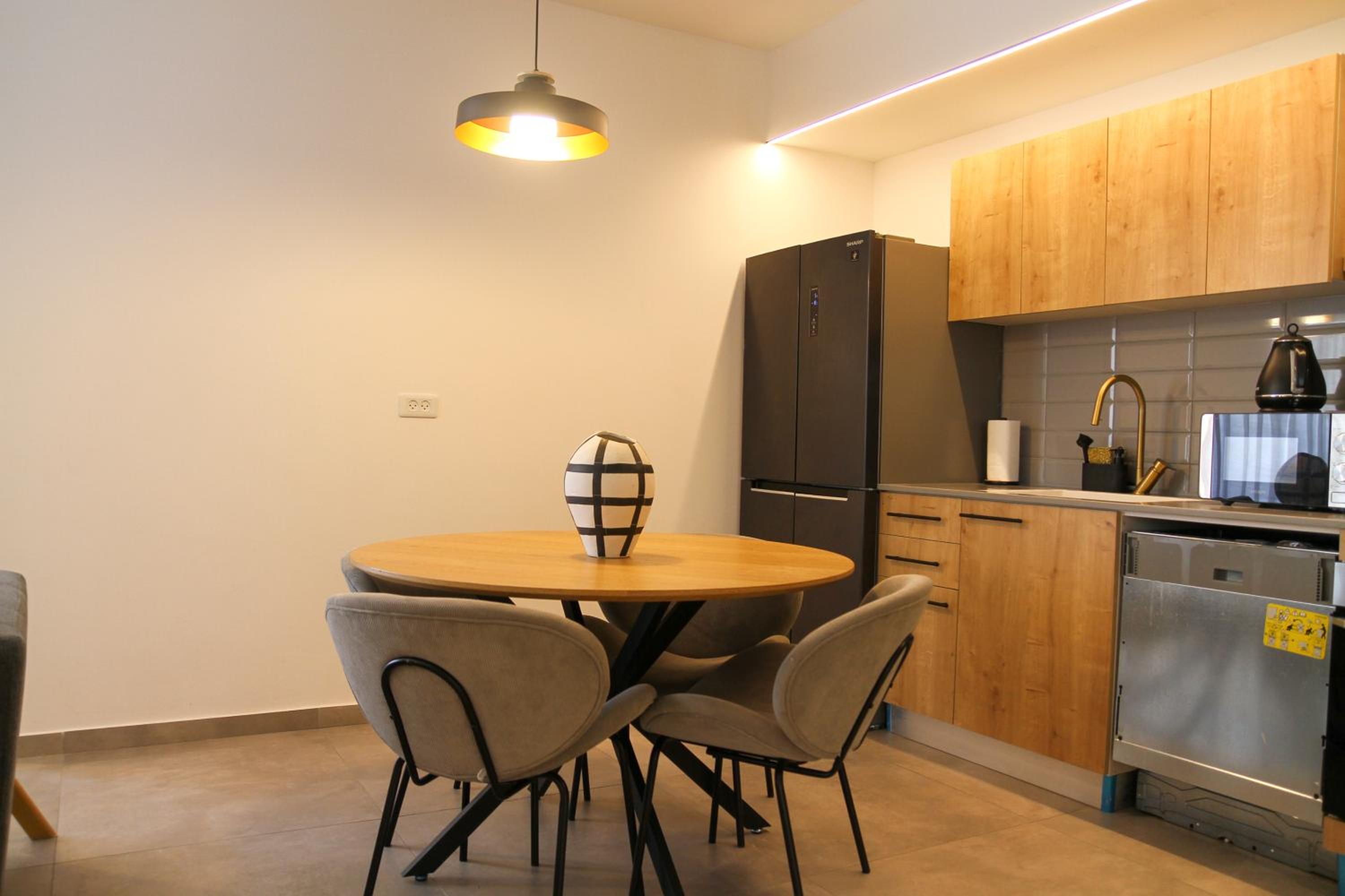 Almogim Avenue Family Apartment By Hashdera Eilat view 3
