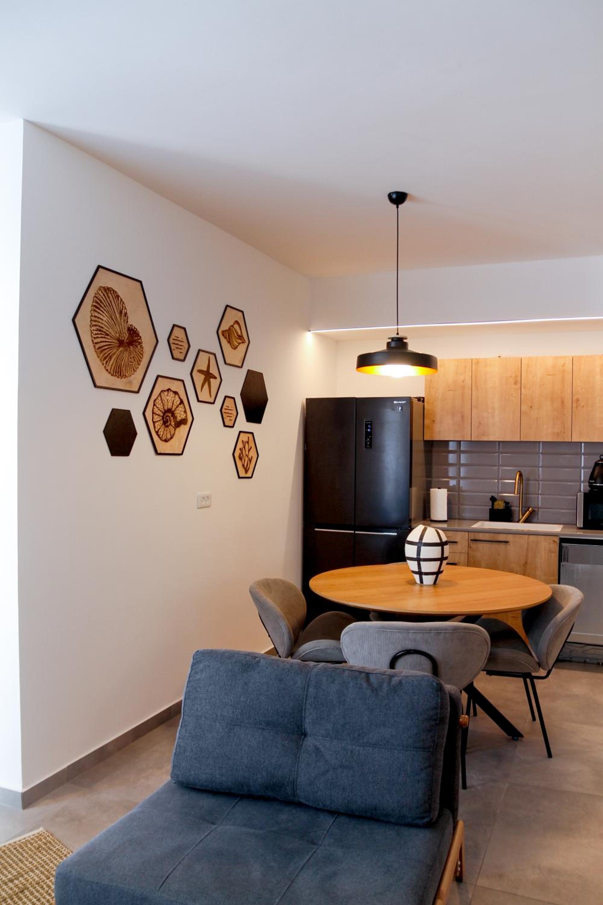 Almogim Avenue Family Apartment By Hashdera Eilat view 2