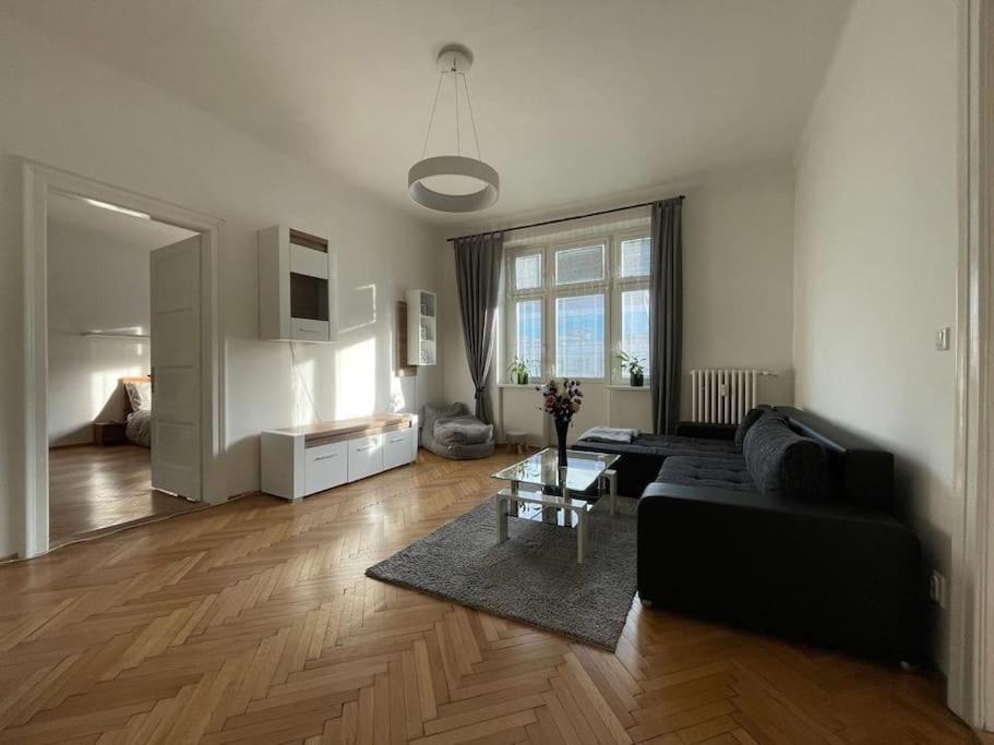 Velký Spacious Apartment Ostrava centrum