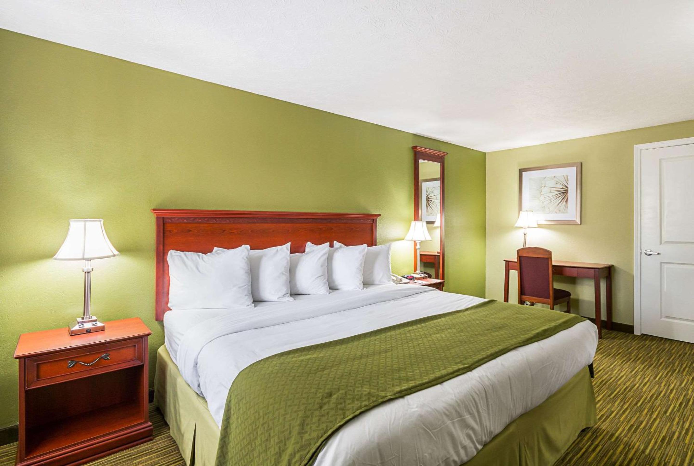 Quality Inn Weston