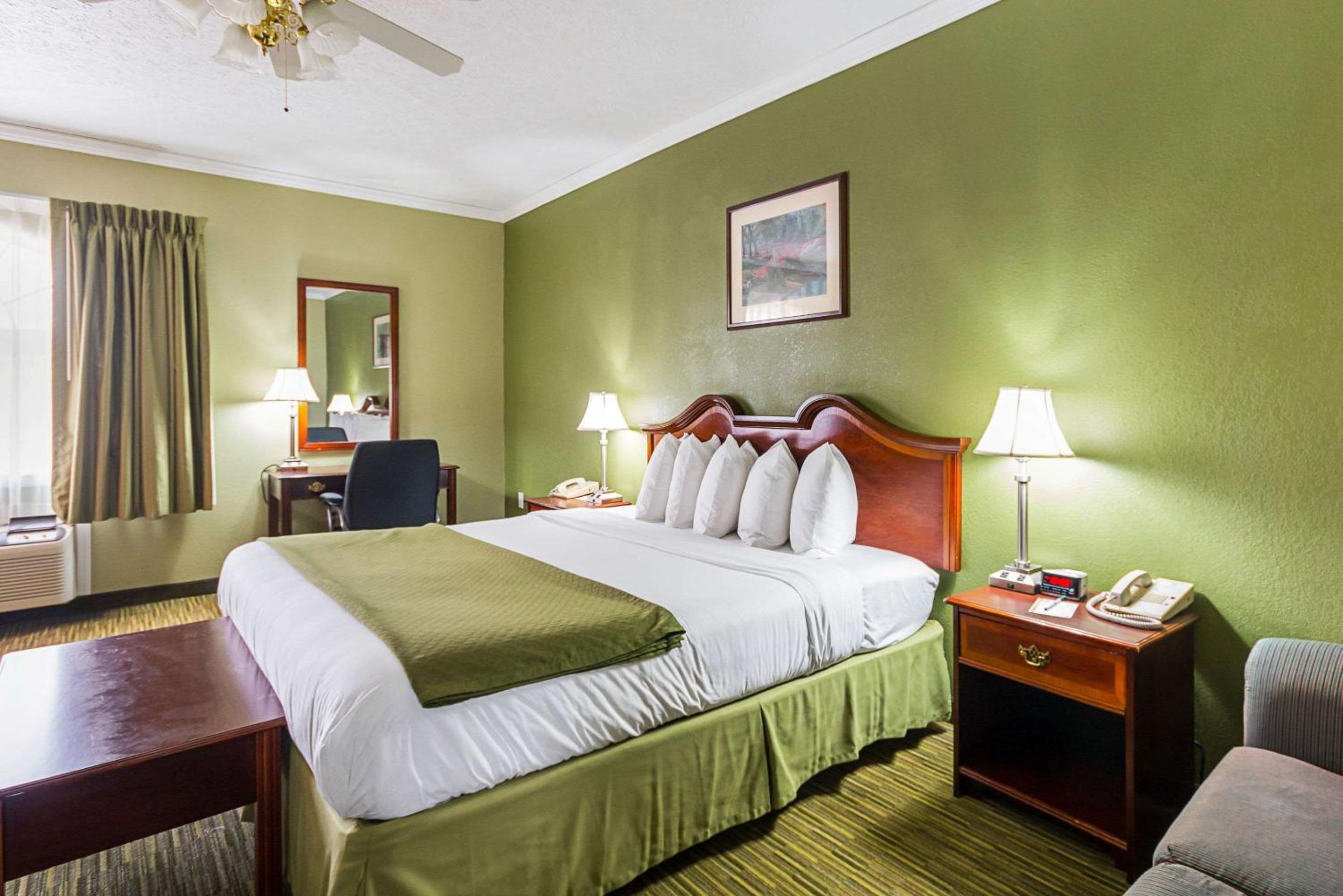 Quality Inn Weston