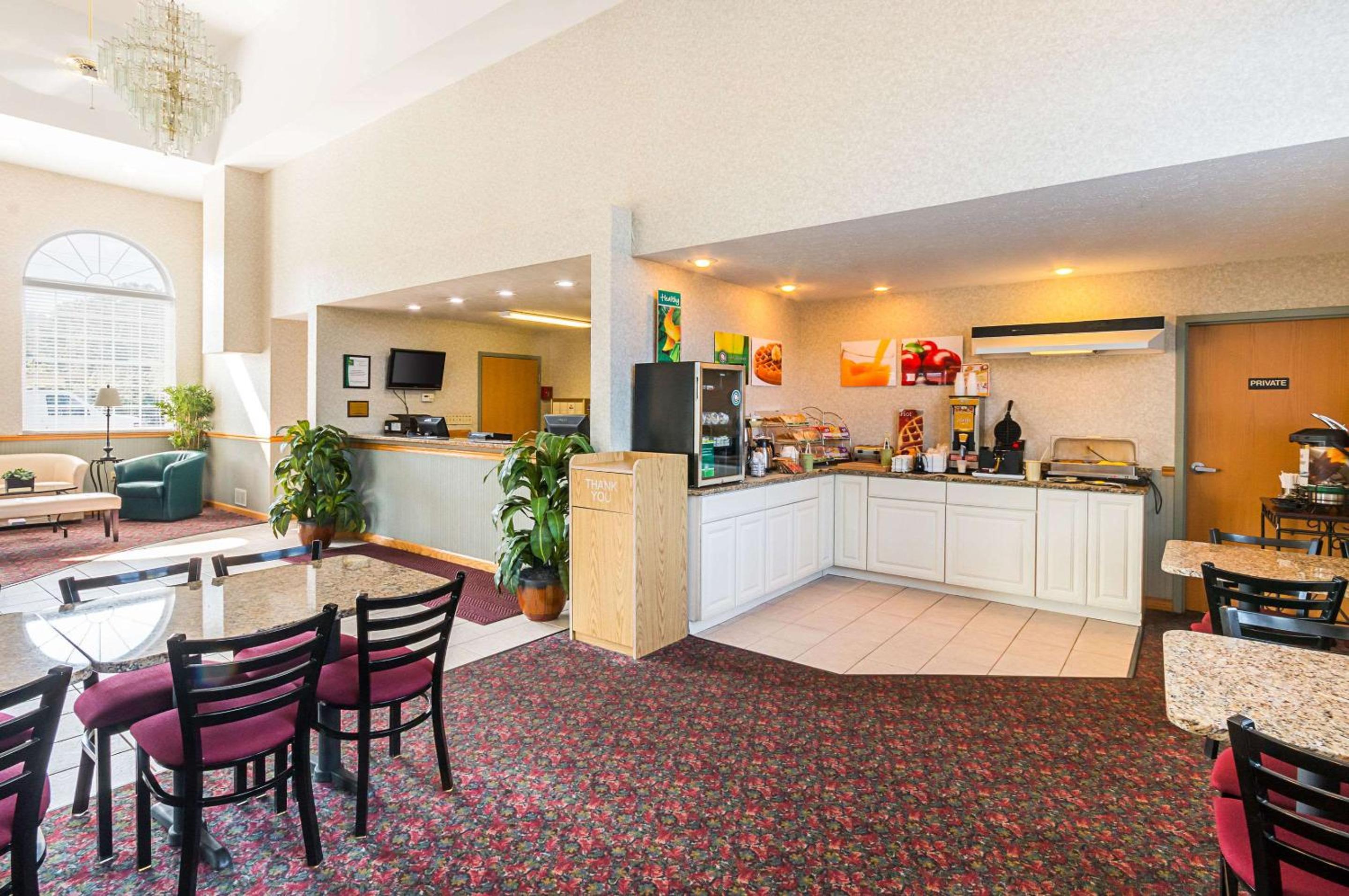 Quality Inn Weston