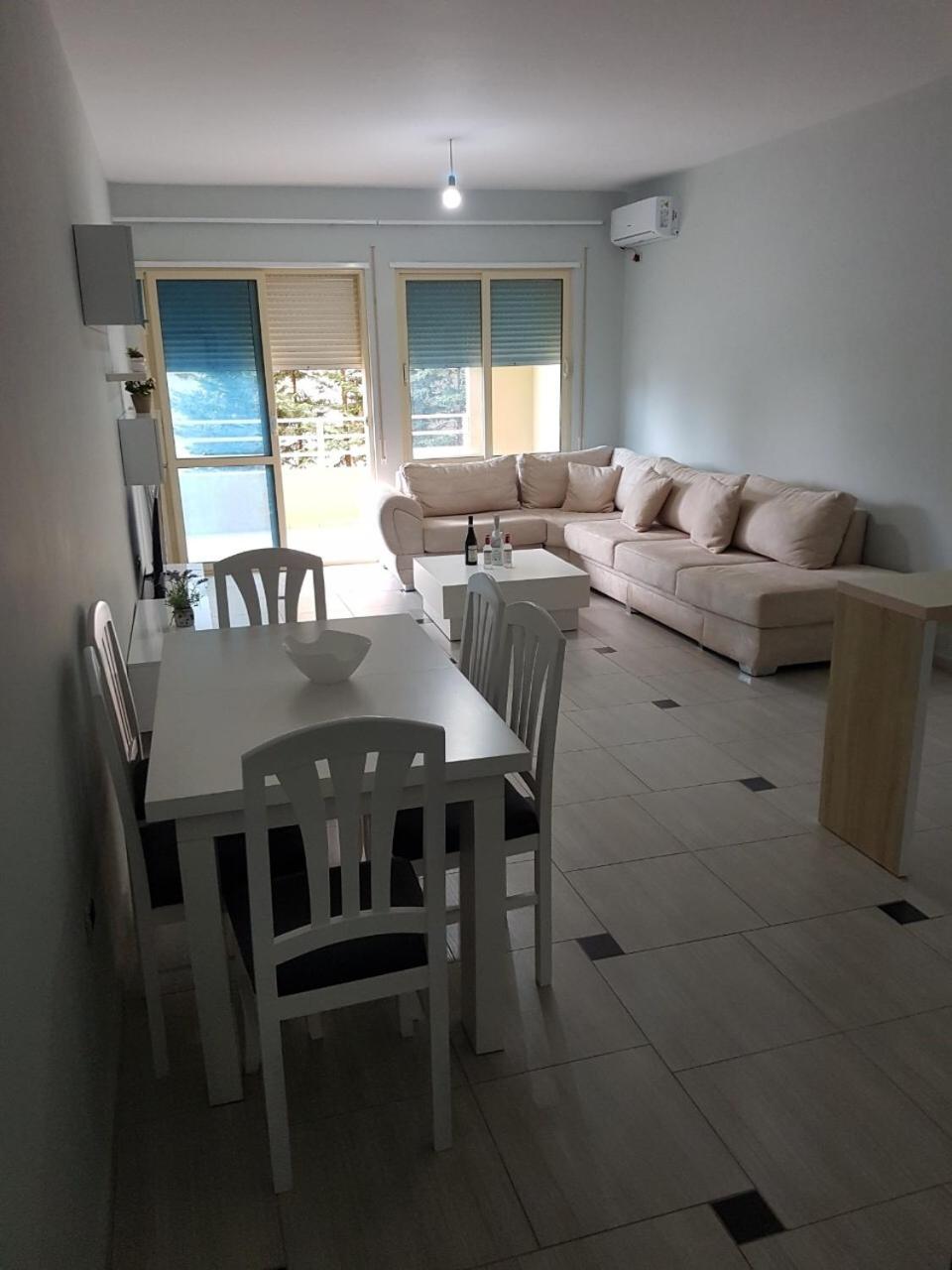 Blue Horizon Apartment