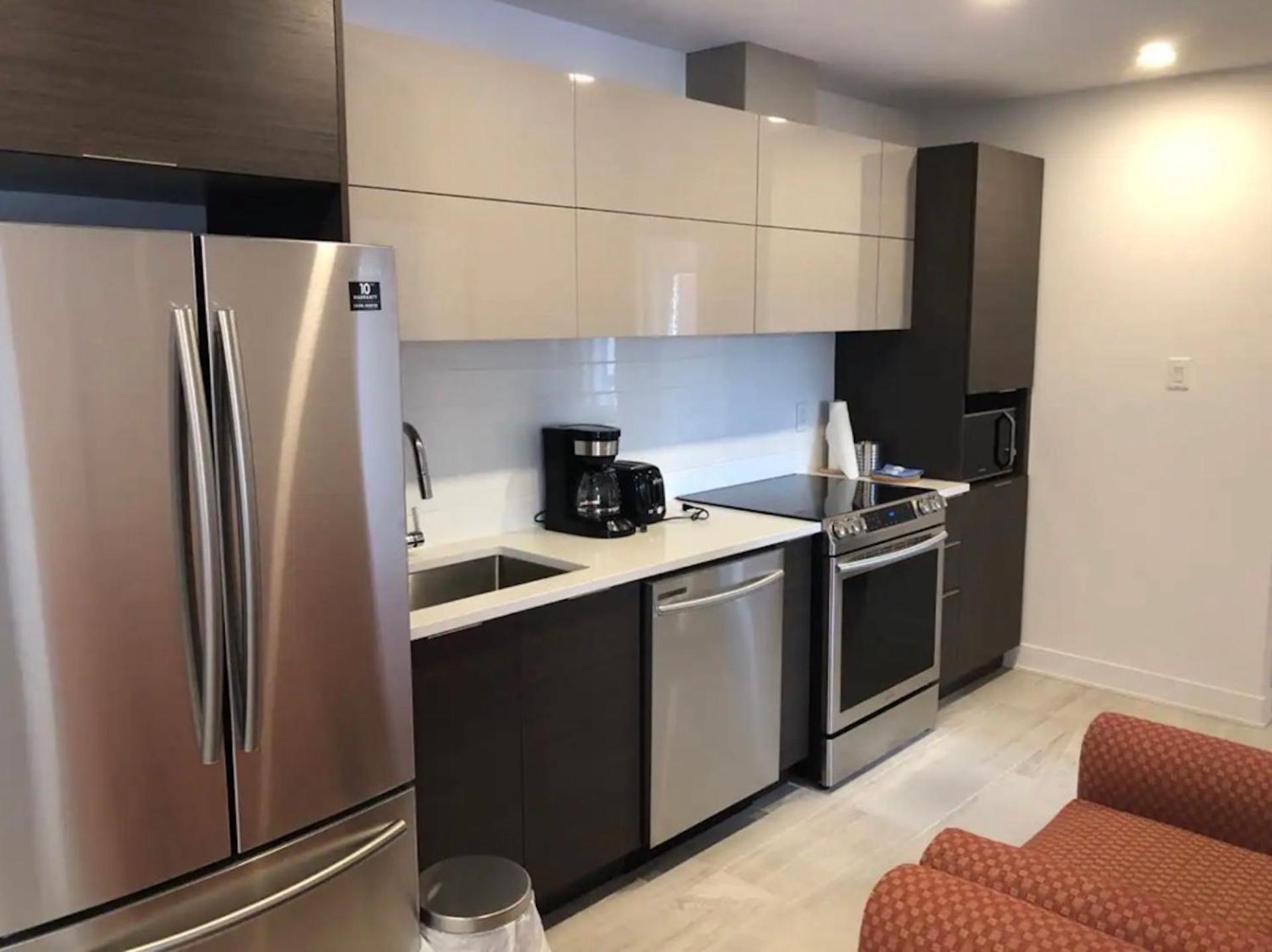 Le Bijou AirHome One or Two Bedroom Suite