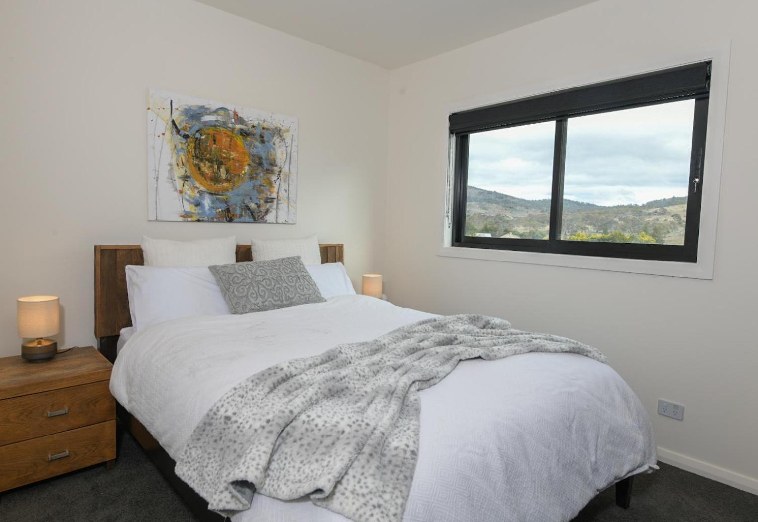 Snowbell - Mountain View, 4BR Modern Detached Home