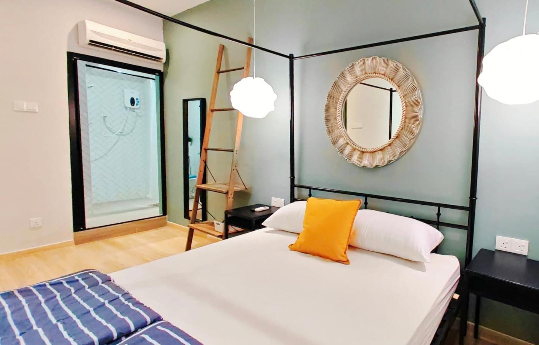 35 BeachHouse Batu Ferringhi 7 Bedroom 7 Bathroom EV friendly photo 2