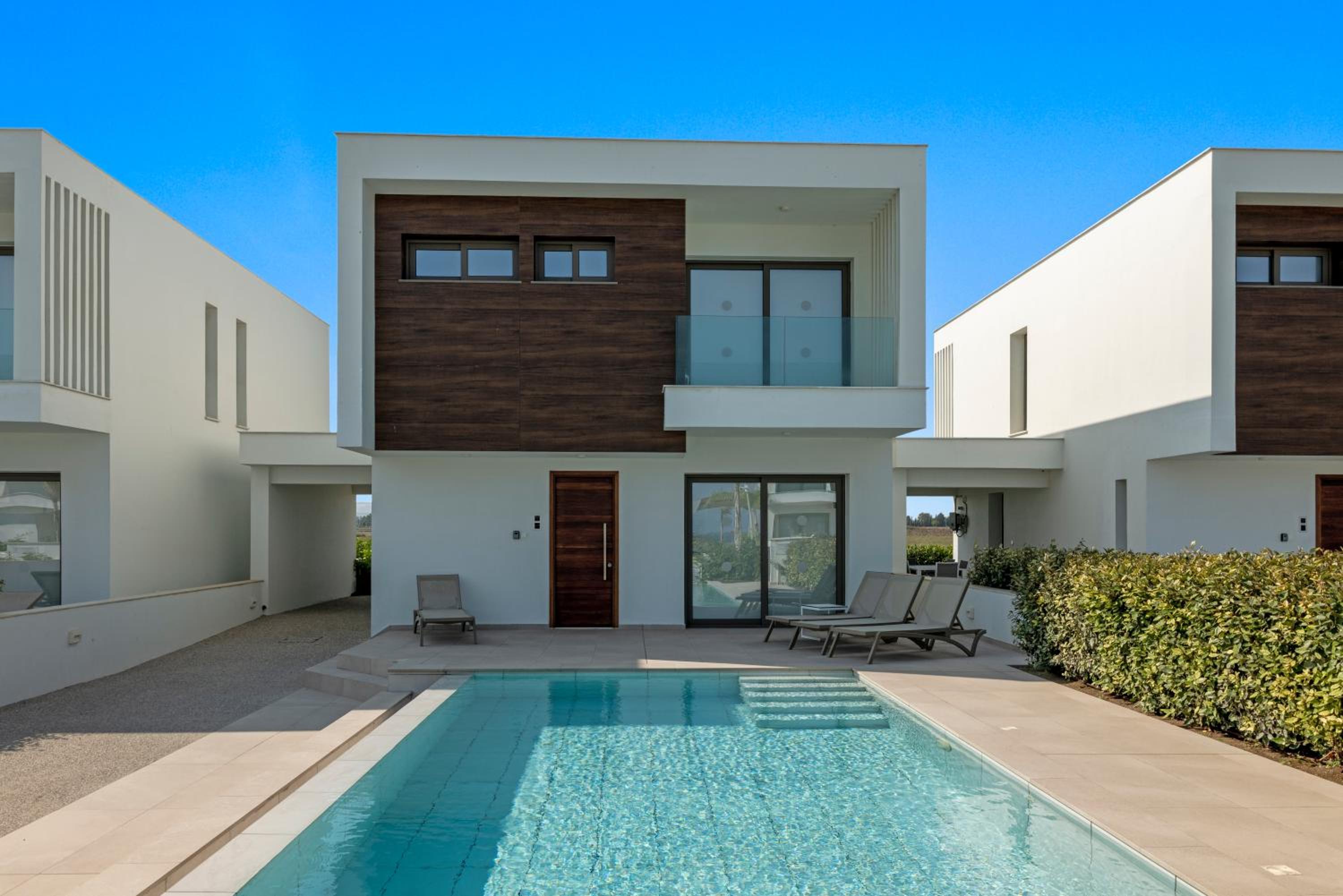 Serenity Waves Villa 10